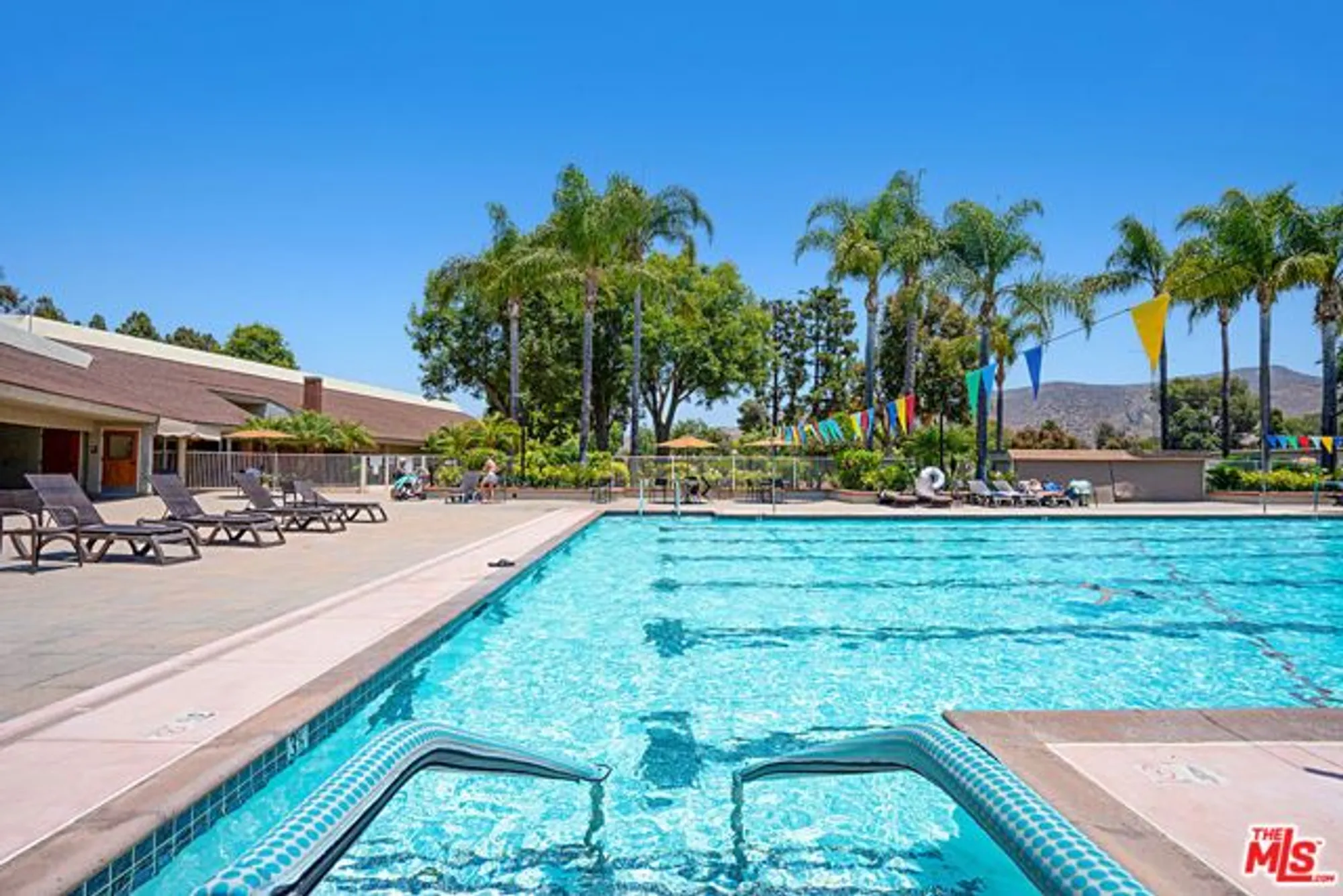 Property Slideshow image 24 of 27 | 25126 village 25, Camarillo, CA, 93012