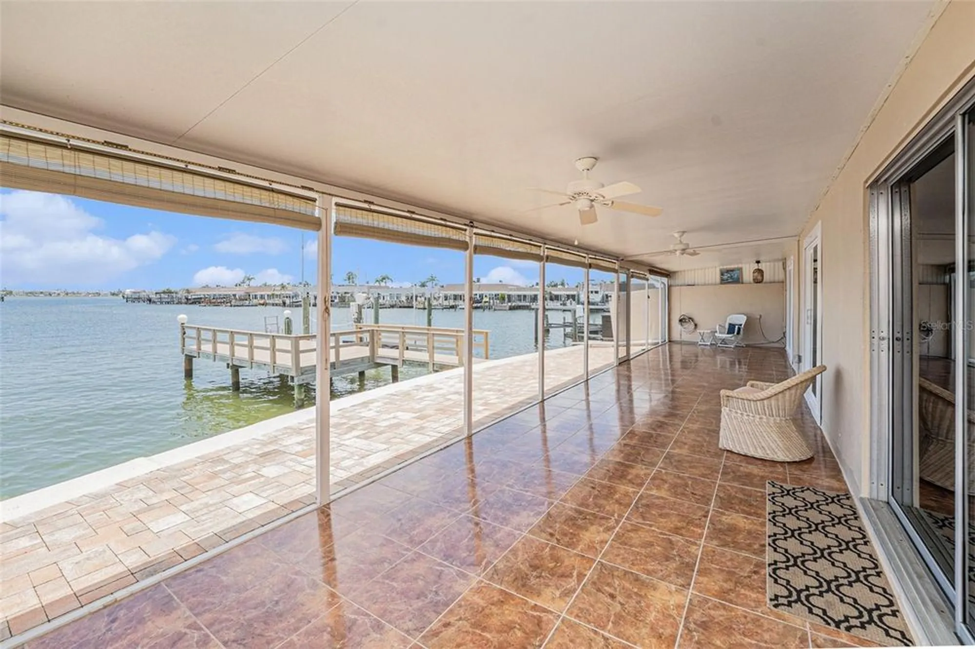 Property Slideshow image 4 of 34 | 384 boca ciega point blvd, Saint Petersburg, FL, 33708