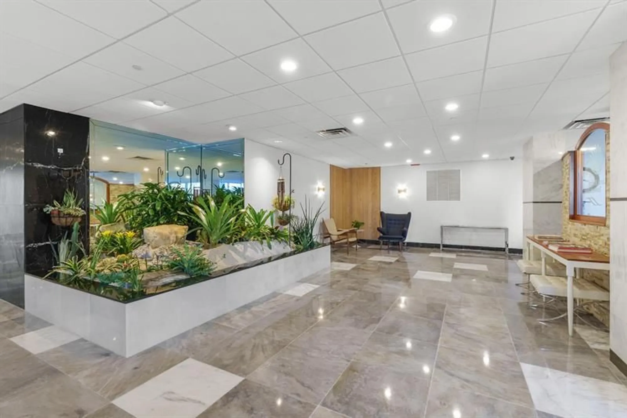 Property Slideshow image 34 of 40 | 3333 ne 34th st apt 412, Fort Lauderdale, FL, 33308