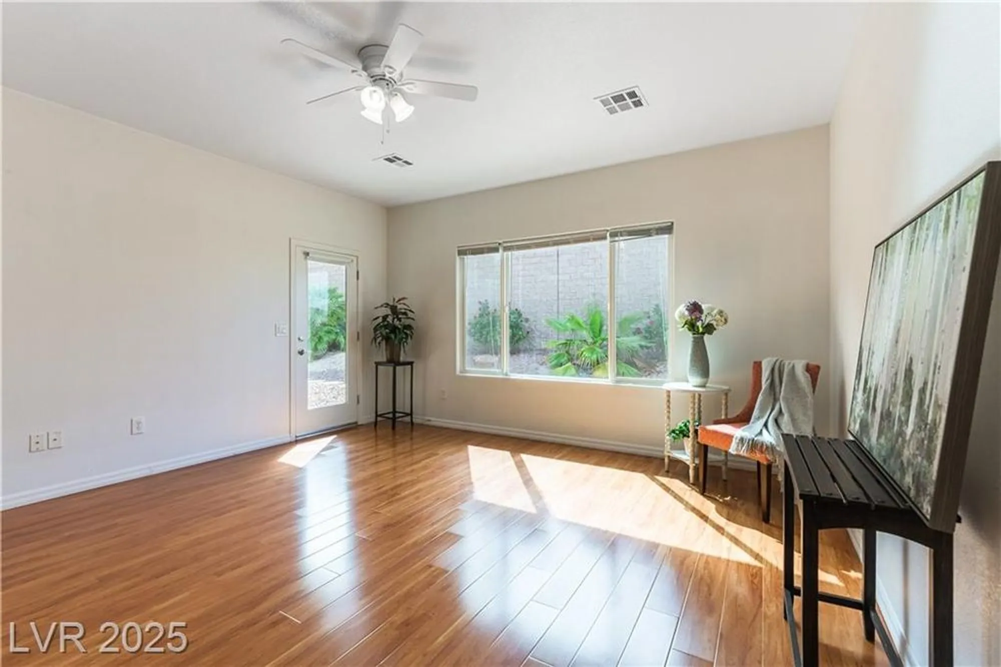 Property Slideshow image 13 of 37 | 2357 aztec ruin way, Henderson, NV, 89044