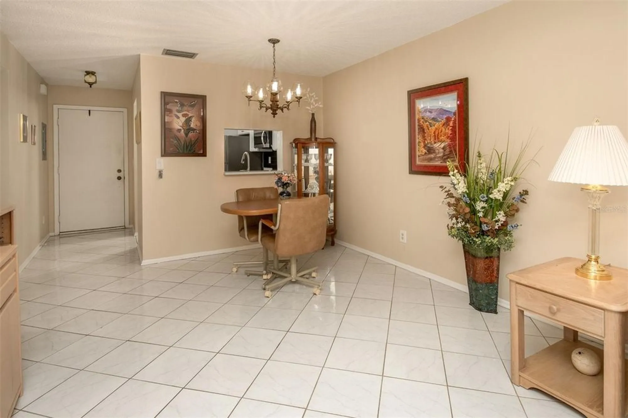 Property Slideshow image 10 of 84 | 1701 pinehurst rd apt 24b, Dunedin, FL, 34698