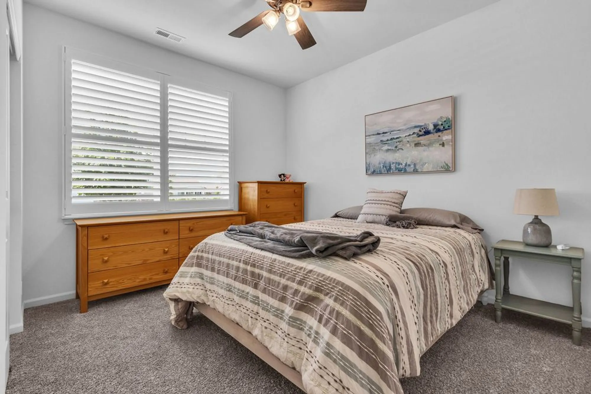 Property Slideshow image 21 of 29 | 1655 windsor rd, Pingree Grove, IL, 60140