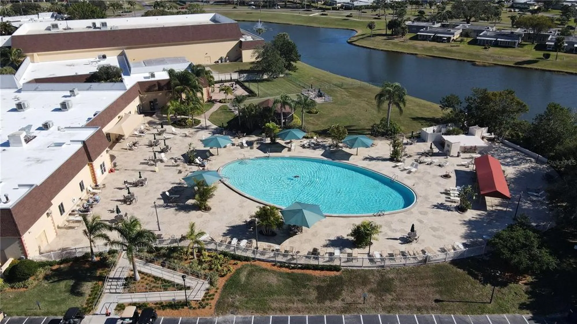 Property Slideshow image 42 of 63 | 1226 lyndhurst greens dr, Sun City Center, FL, 33573