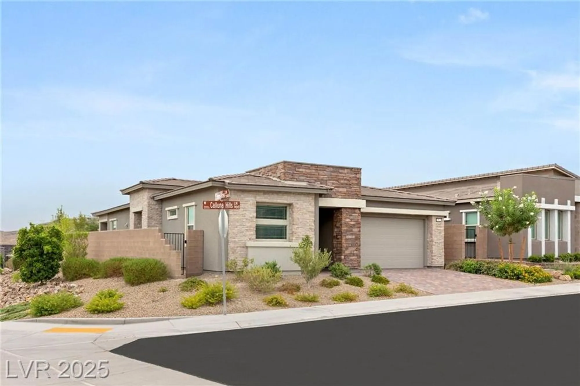 Property Slideshow image 6 of 33 | 912 calluna hills ln, Las Vegas, NV, 89138