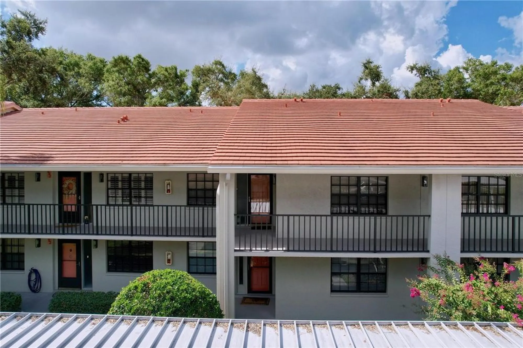 Property Slideshow image 1 of 59 | 2020 lakeview dr apt 203, Clearwater, FL, 33763