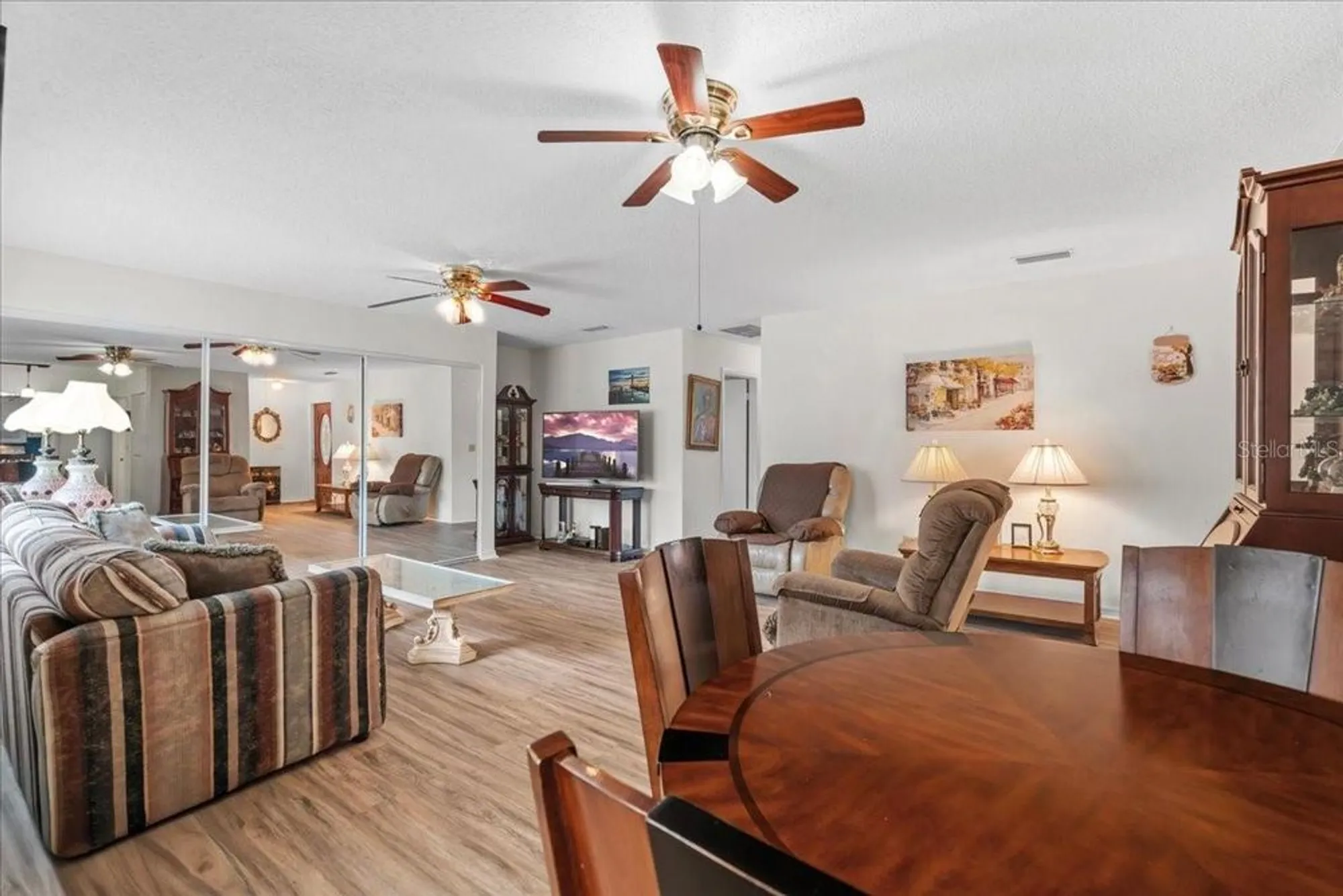 Property Slideshow image 10 of 34 | 2214 highclere cir # 6, Sun City Center, FL, 33573