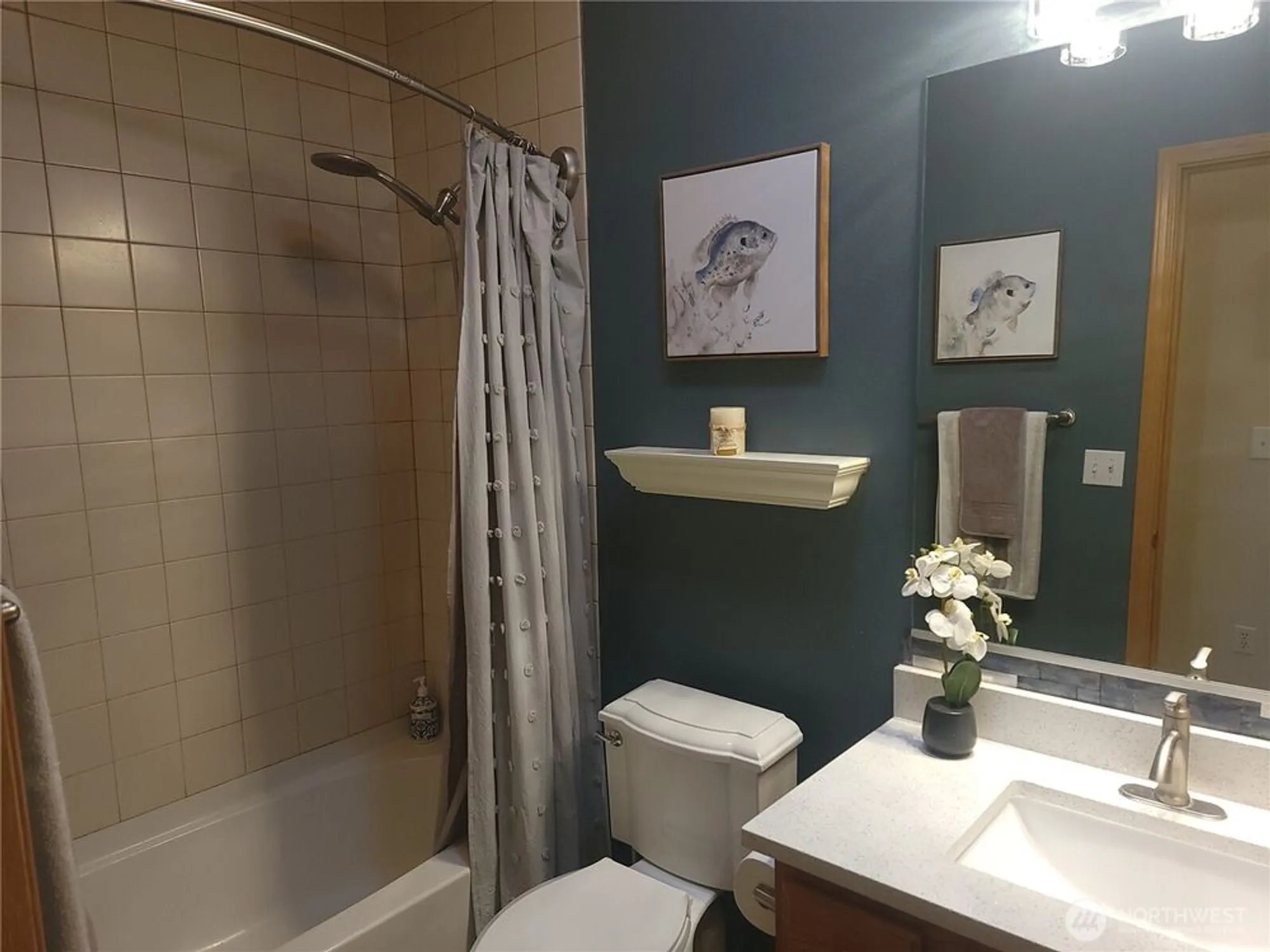 Property Slideshow image 13 of 16 | 8542 bainbridge loop, Lacey, WA, 98516