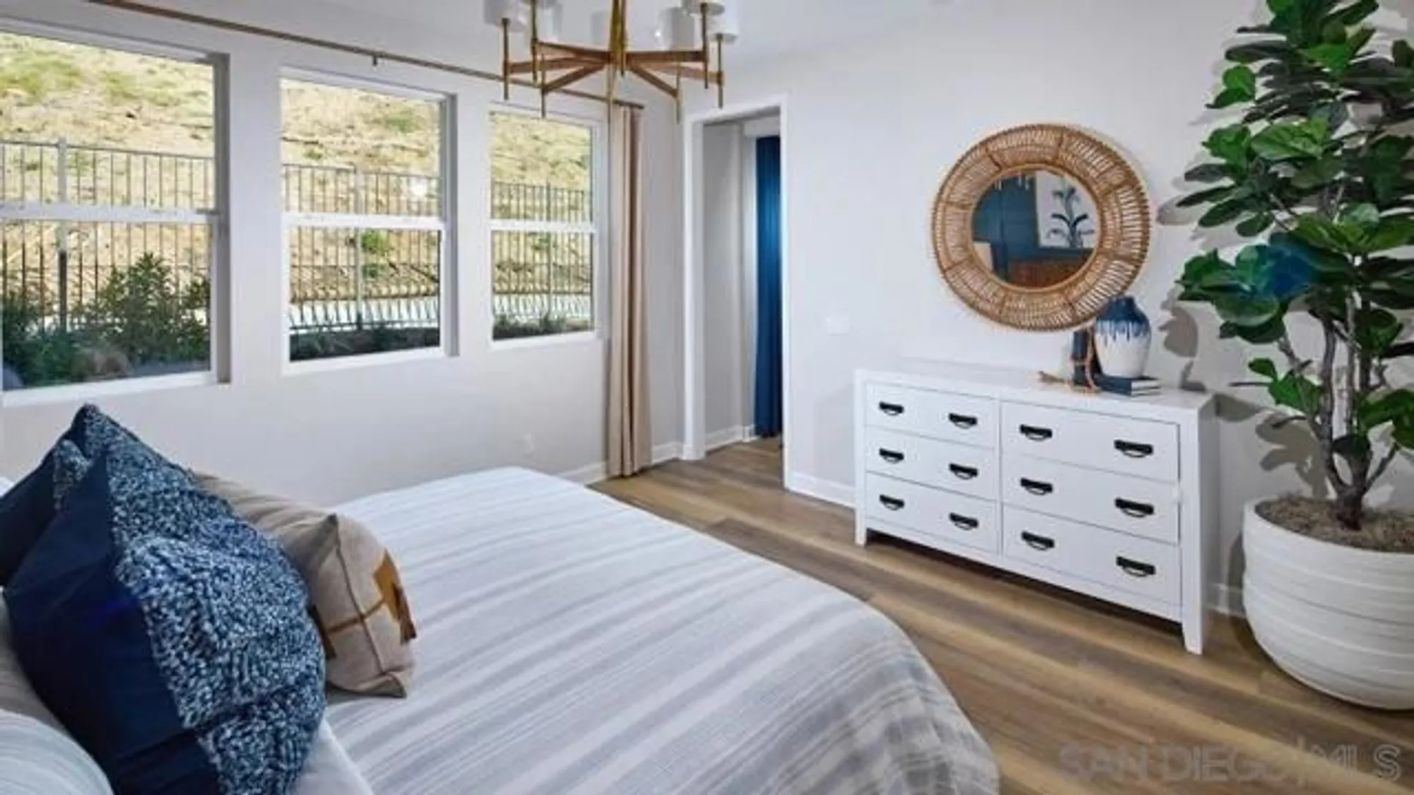 Property Slideshow image 11 of 23 | 12141 paxton way, San Diego, CA, 92129