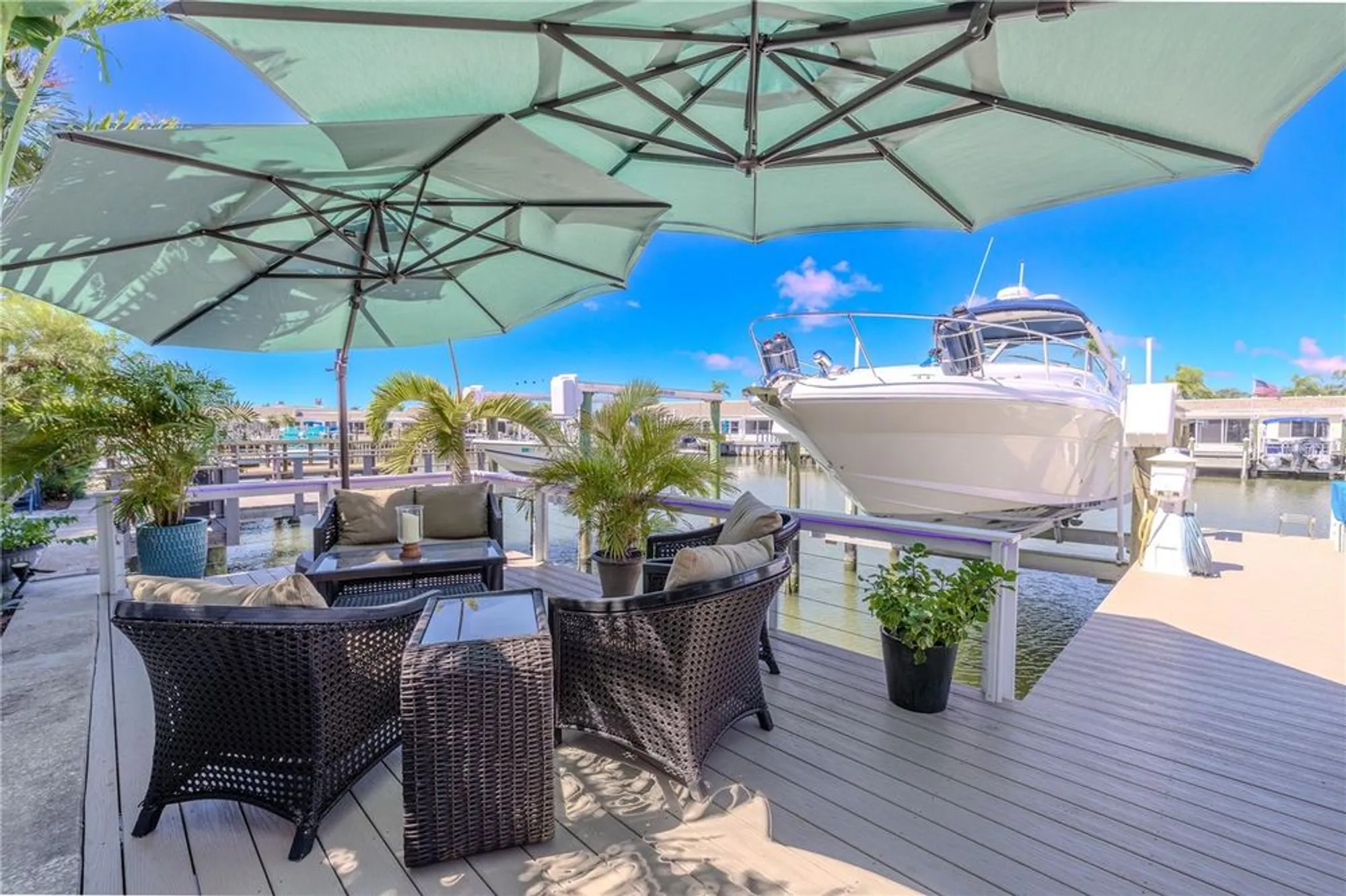 Property Slideshow image 34 of 64 | 345 boca ciega point blvd, Saint Petersburg, FL, 33708