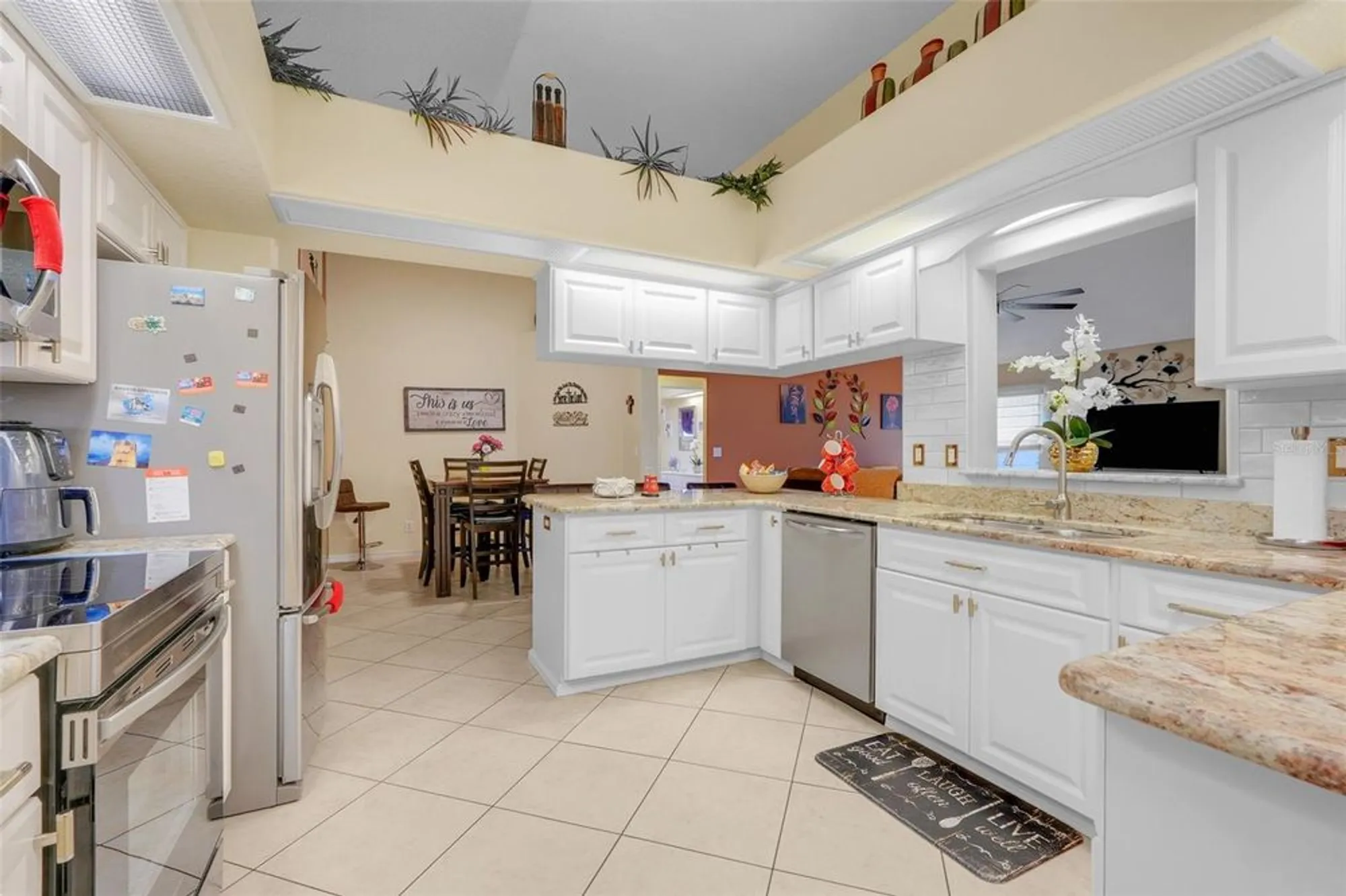 Property Slideshow image 17 of 43 | 4950 glen coe st, Leesburg, FL, 34748