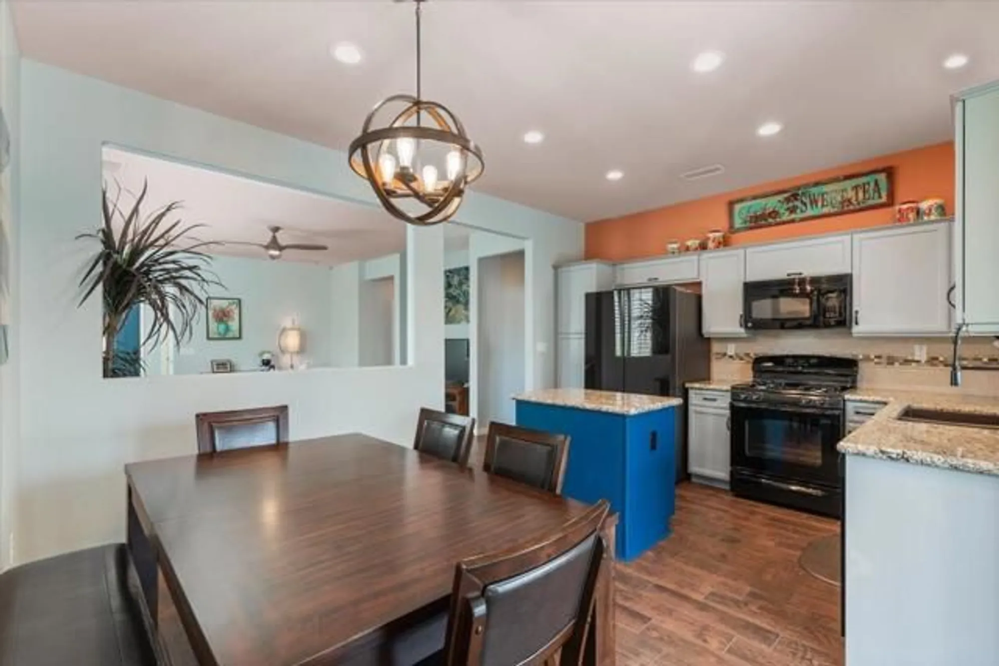 Property Slideshow image 9 of 23 | 81682 avenida celaya, Indio, CA, 92203