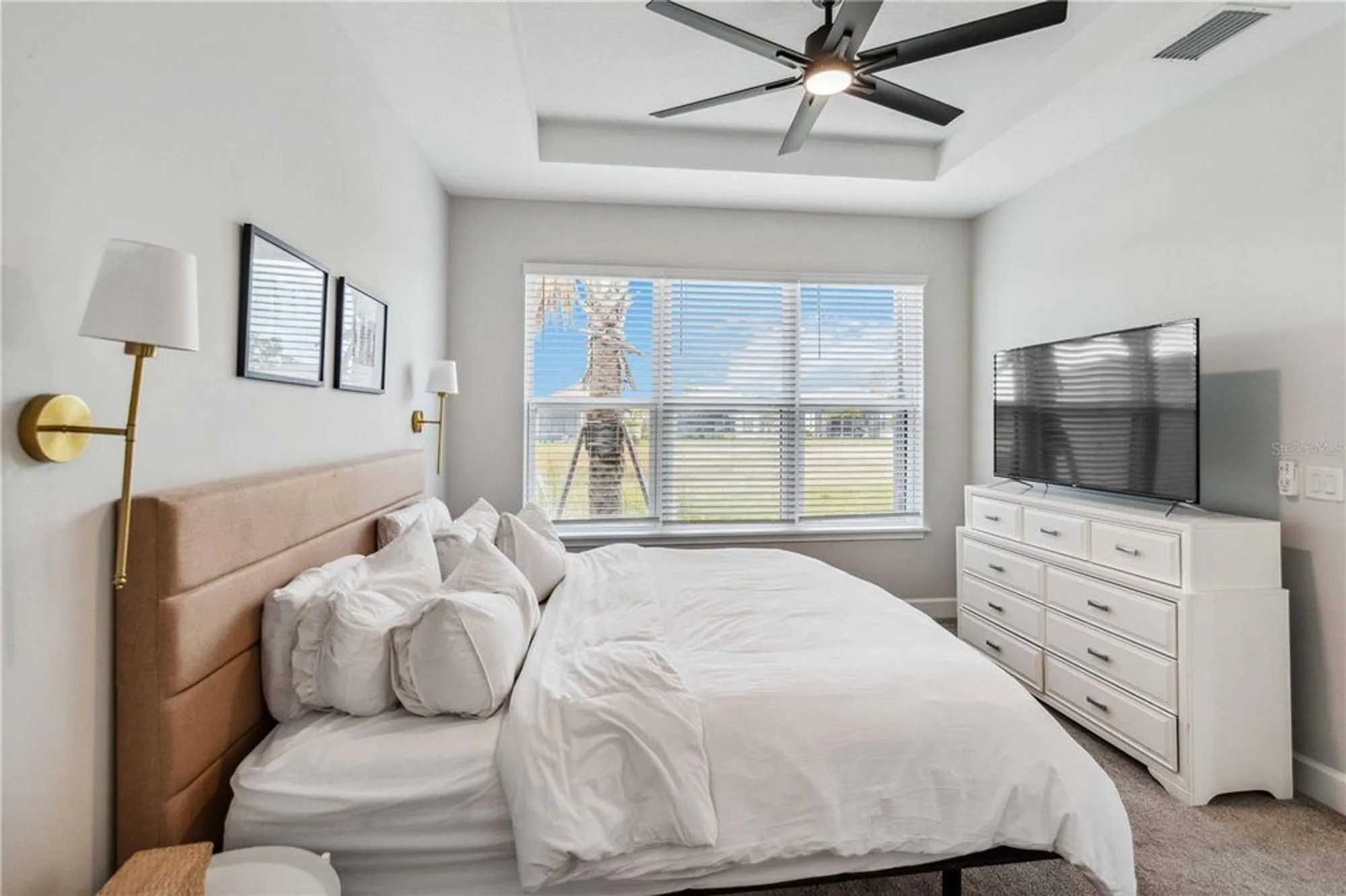 Property Slideshow image 10 of 60 | 3016 formia ct, Bradenton, FL, 34211