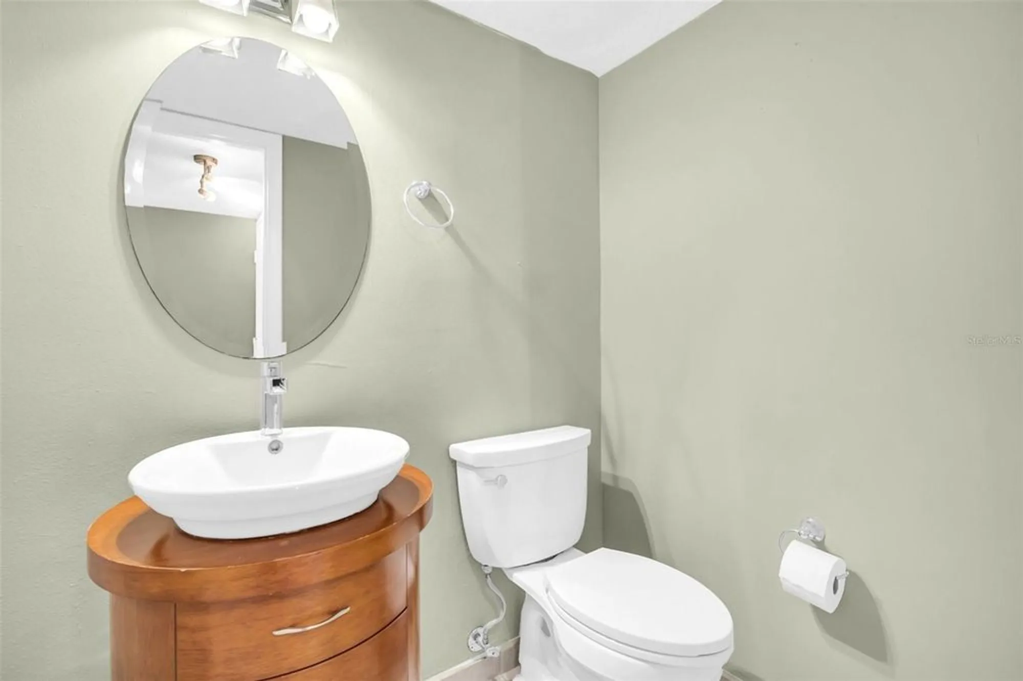 Property Slideshow image 9 of 49 | 6158 palma del mar blvd s apt 505, St Petersburg, FL, 33715