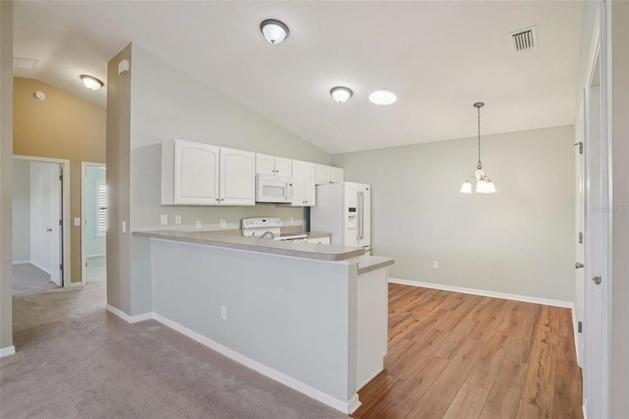 Property Slideshow image 22 of 45 | 1001 greyford ln, The Villages, FL, 32162