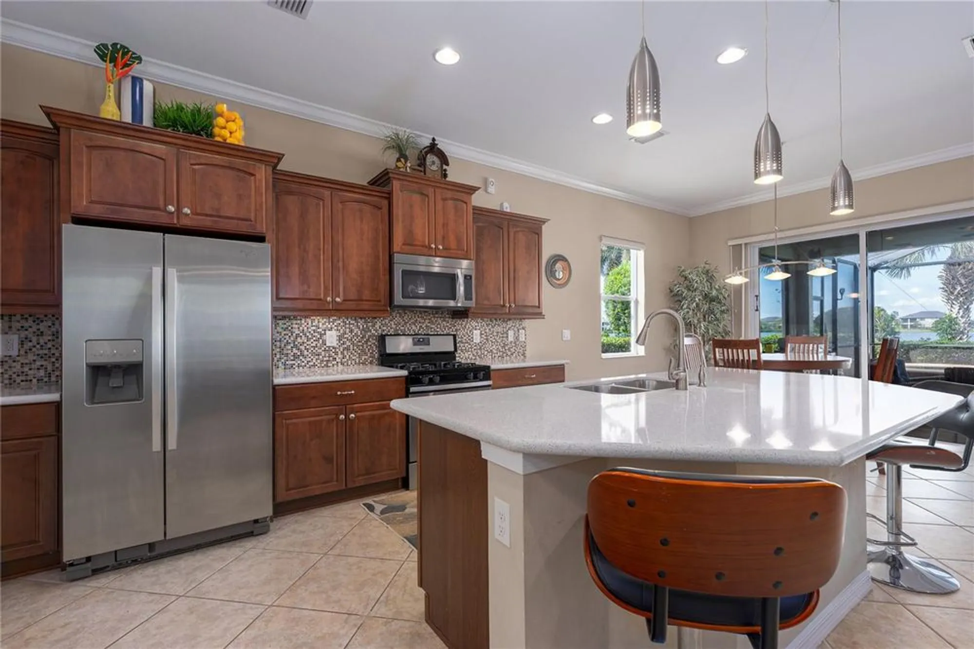 Property Slideshow image 3 of 56 | 5040 lake overlook ave, Bradenton, FL, 34208