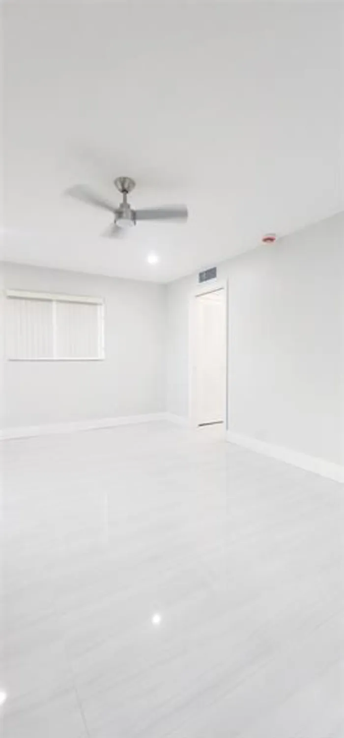 Property Slideshow image 12 of 21 | 343 normandy h # 343, Delray Beach, FL, 33484