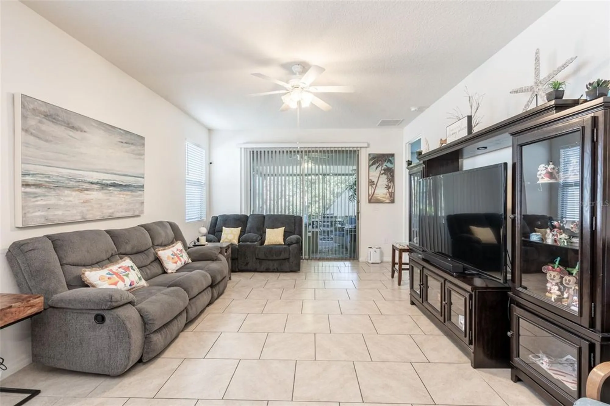 Property Slideshow image 14 of 45 | 3860 goldenrod ct, Clermont, FL, 34714