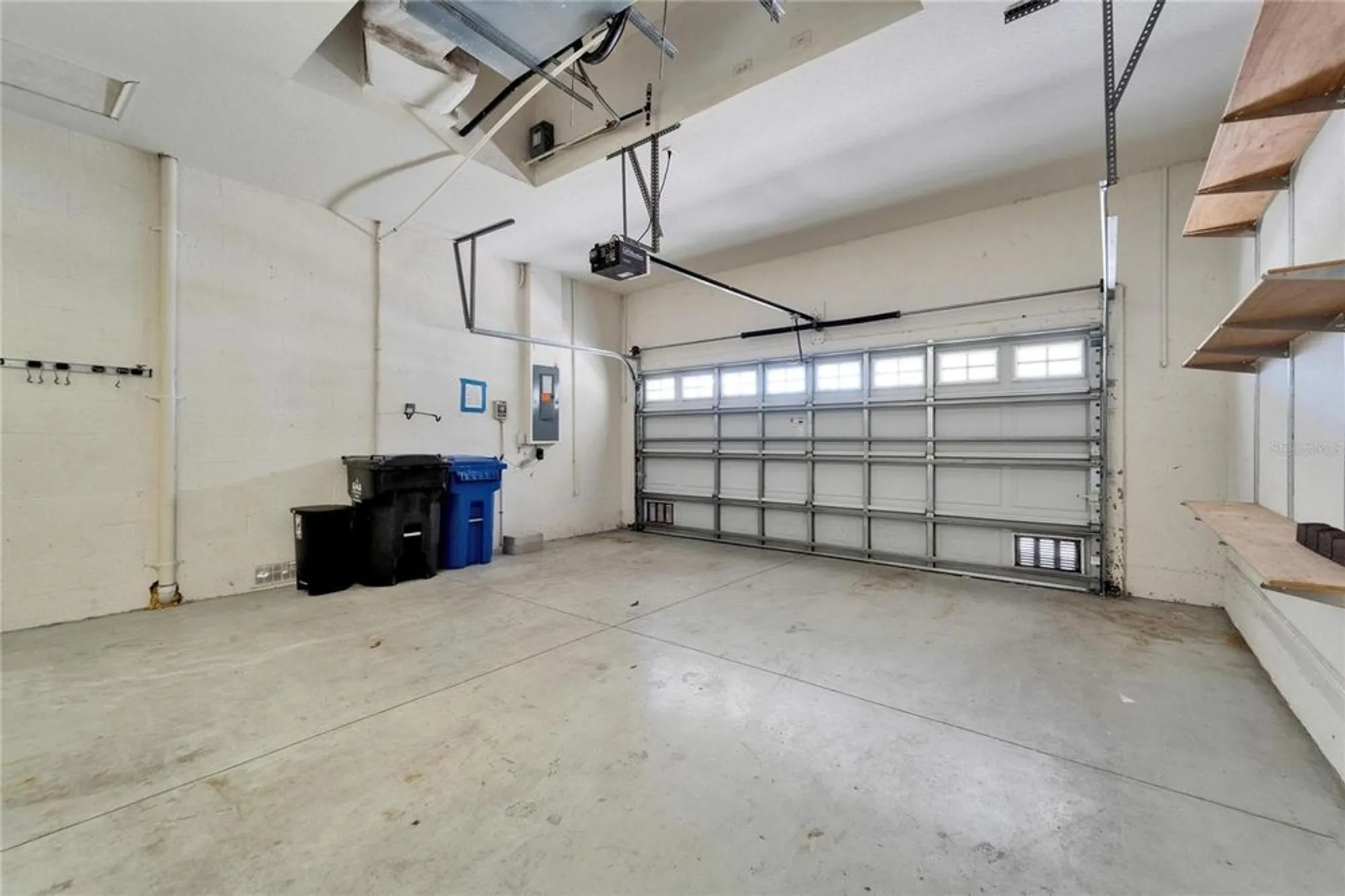 Property Slideshow image 69 of 100 | 410 manns harbor dr, Apollo Beach, FL, 33572