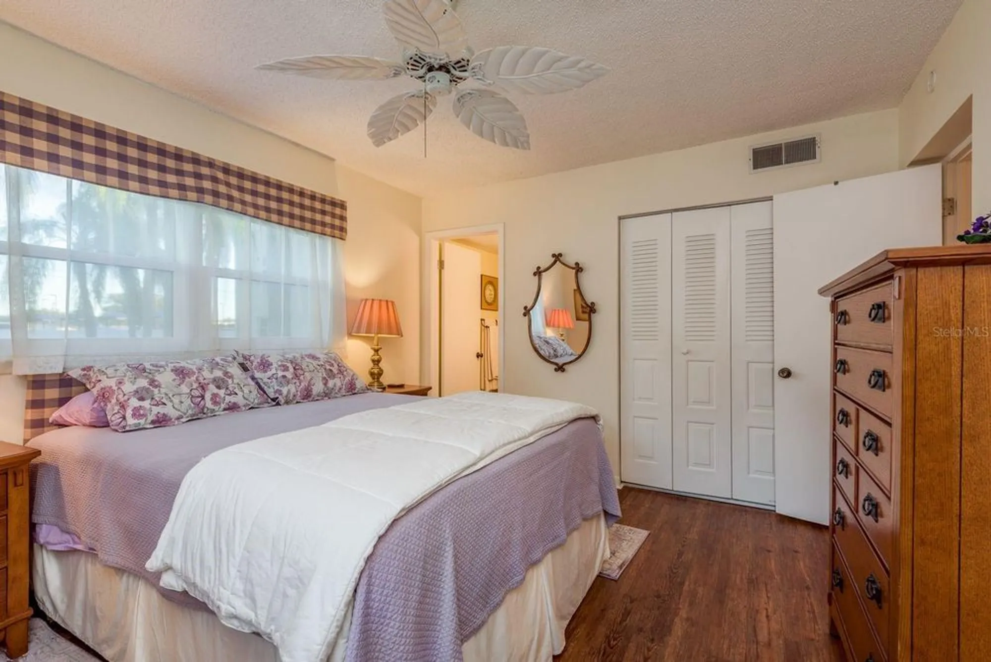 Property Slideshow image 13 of 27 | 952 virginia st 105, Dunedin, FL, 34698