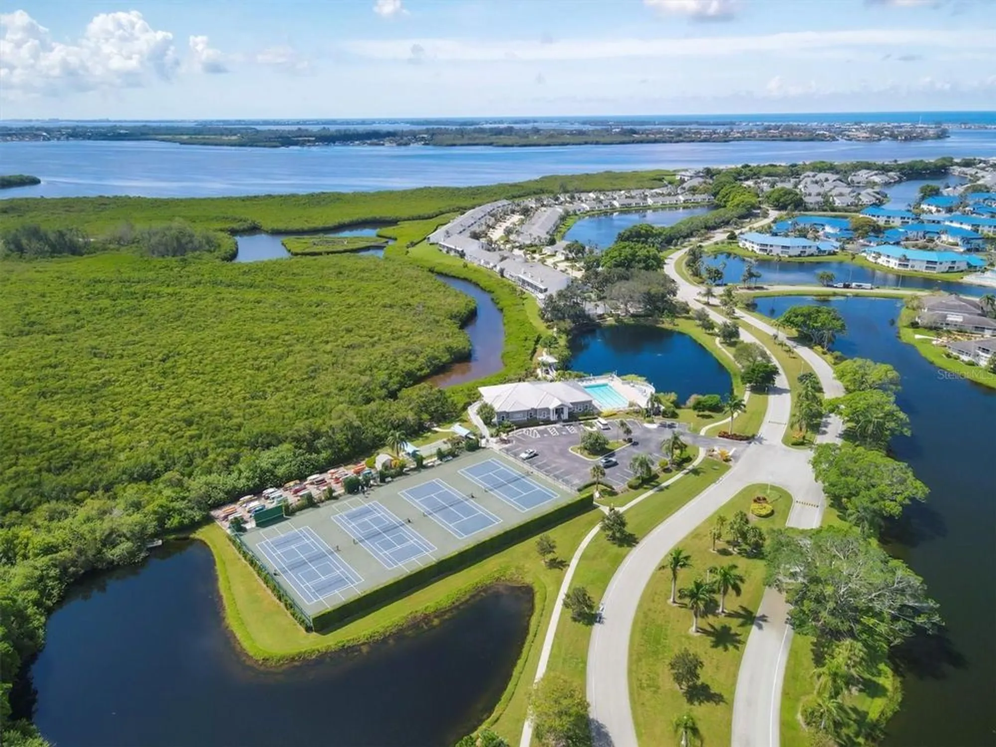 Property Slideshow image 34 of 36 | 1225 spoonbill landings cir, Bradenton, FL, 34209