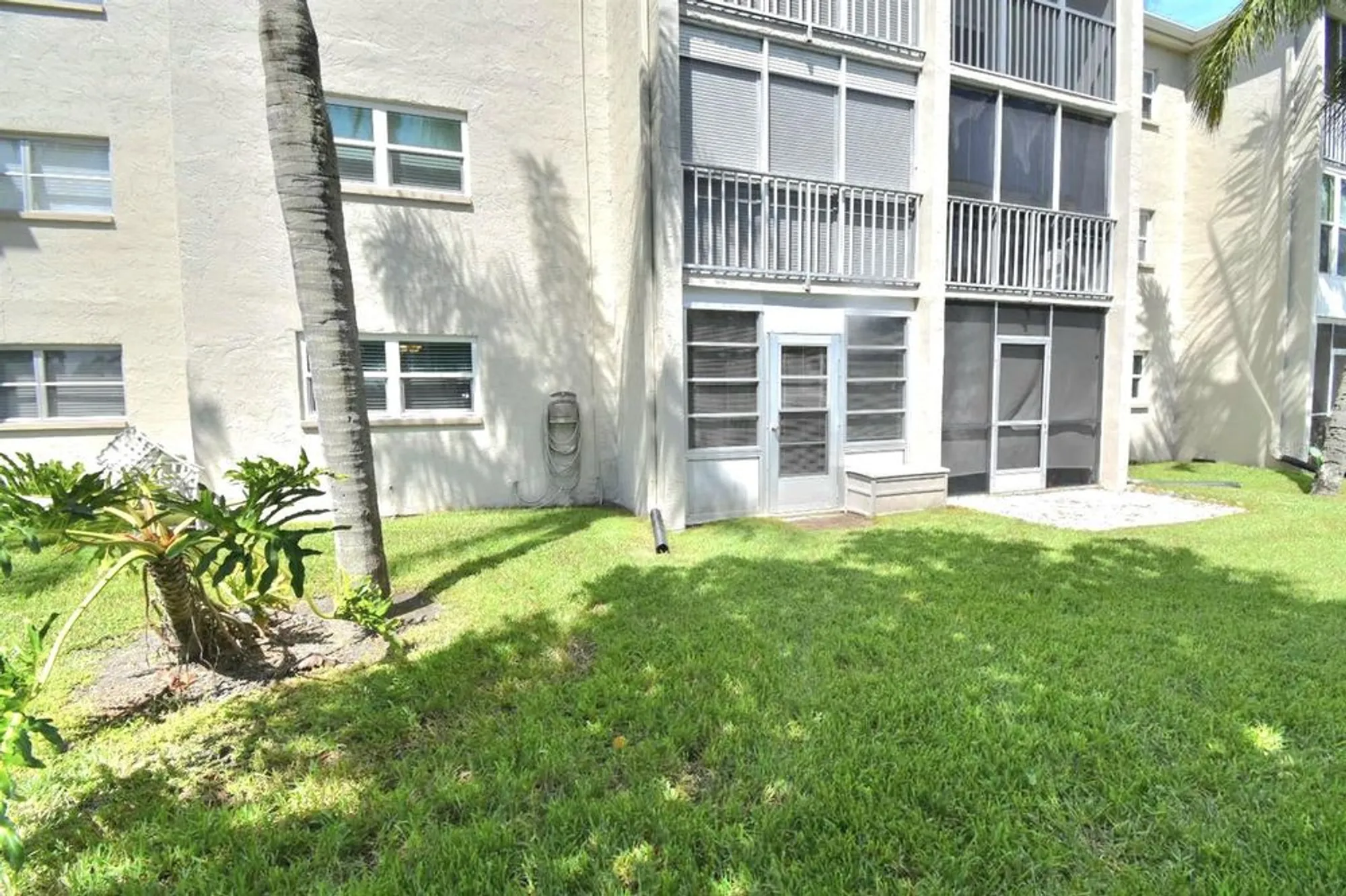 Property Slideshow image 13 of 30 | 952 virginia st apt 108, Dunedin, FL, 34698