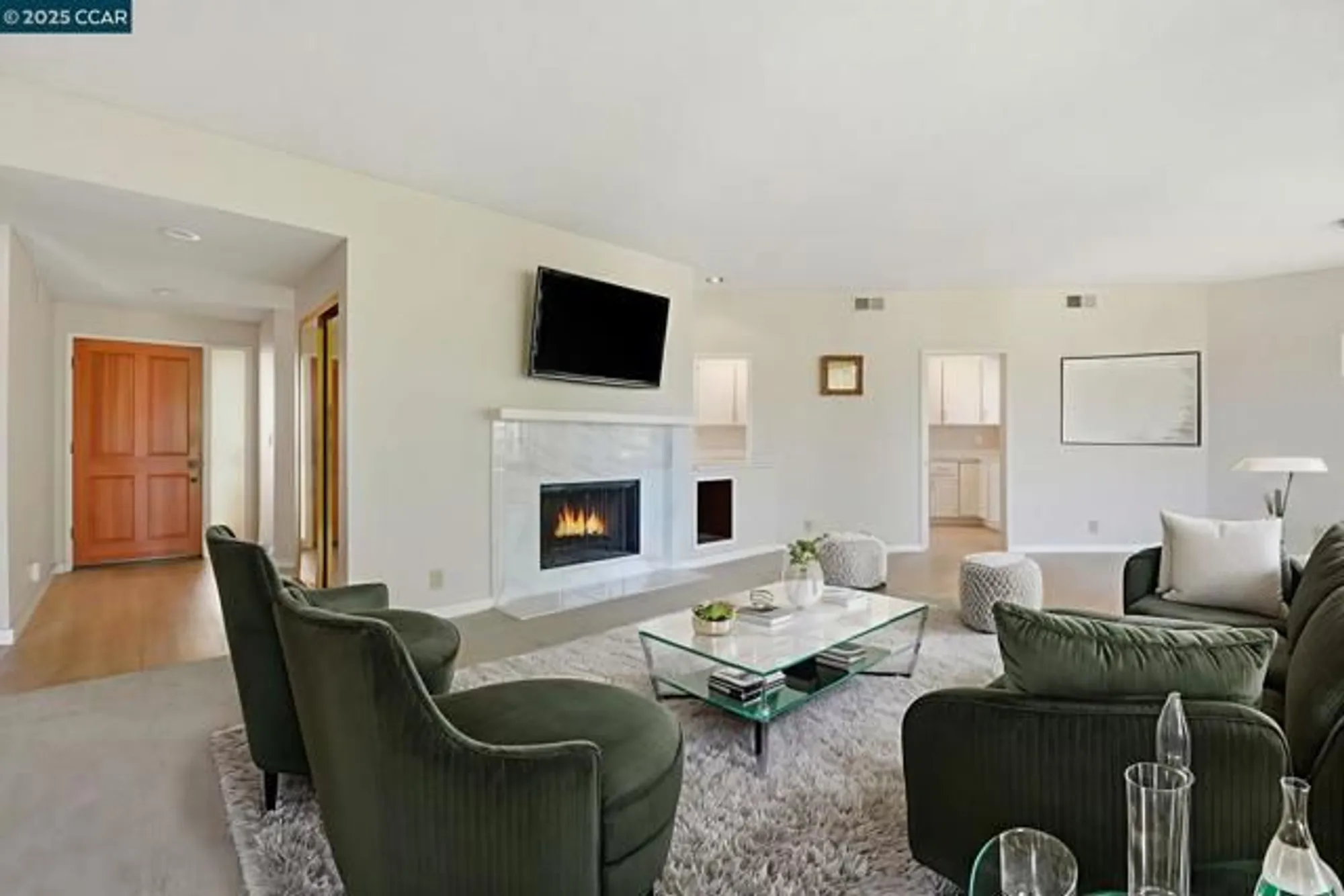 Property Slideshow image 4 of 33 | 1221 avenida sevilla 1b, Walnut Creek, CA, 94595