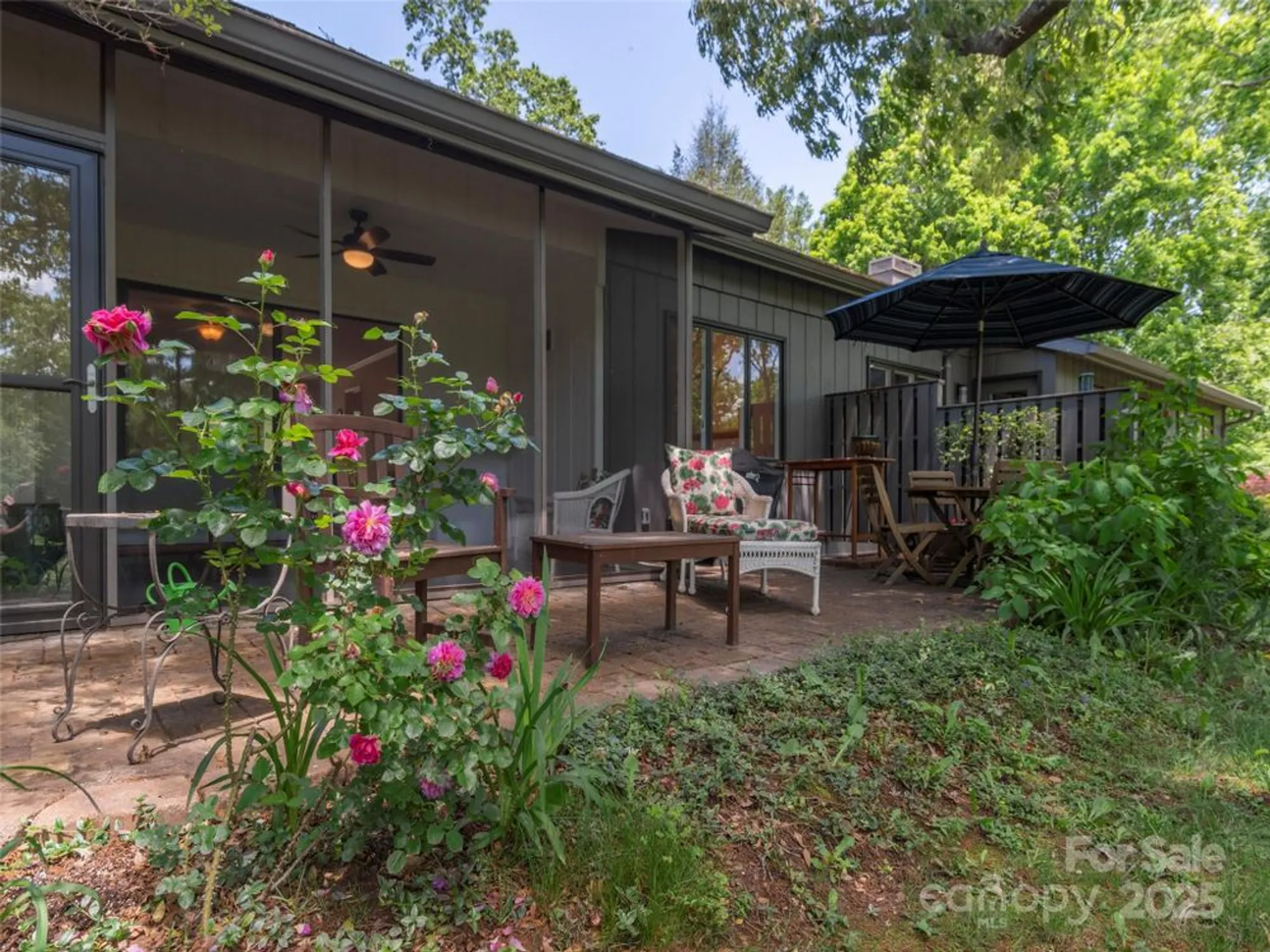 Property Slideshow image 23 of 25 | 208 crowfields dr, Asheville, NC, 28803