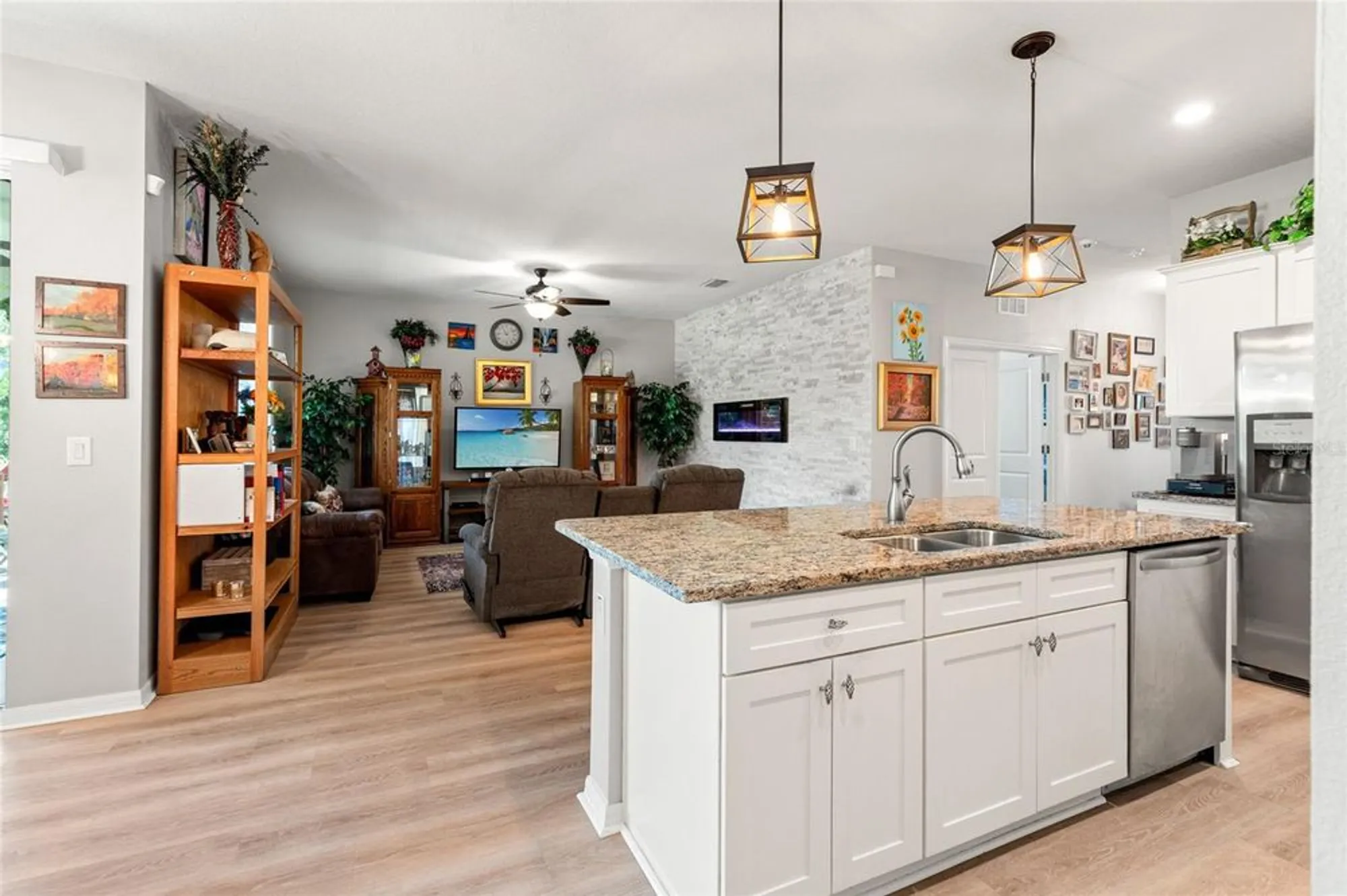 Property Slideshow image 14 of 54 | 12526 eastpointe dr, Dade City, FL, 33525