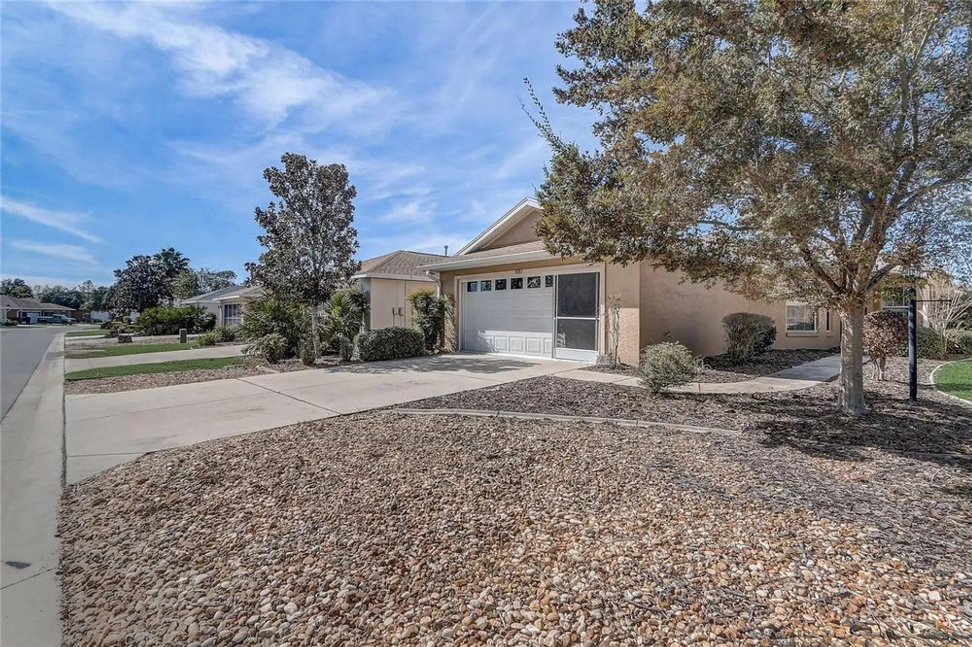 Property Slideshow image 2 of 27 | 9183 sw 102nd cir, Ocala, FL, 34481