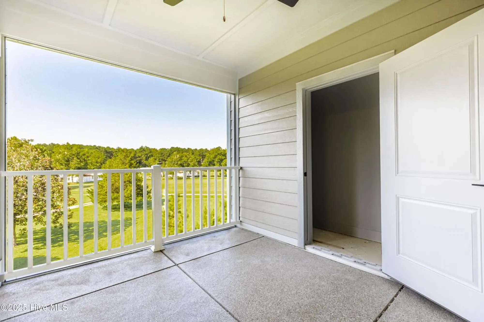 Property Slideshow image 17 of 39 | 395 s crow creek dr nw unit 1821, Calabash, NC, 28467