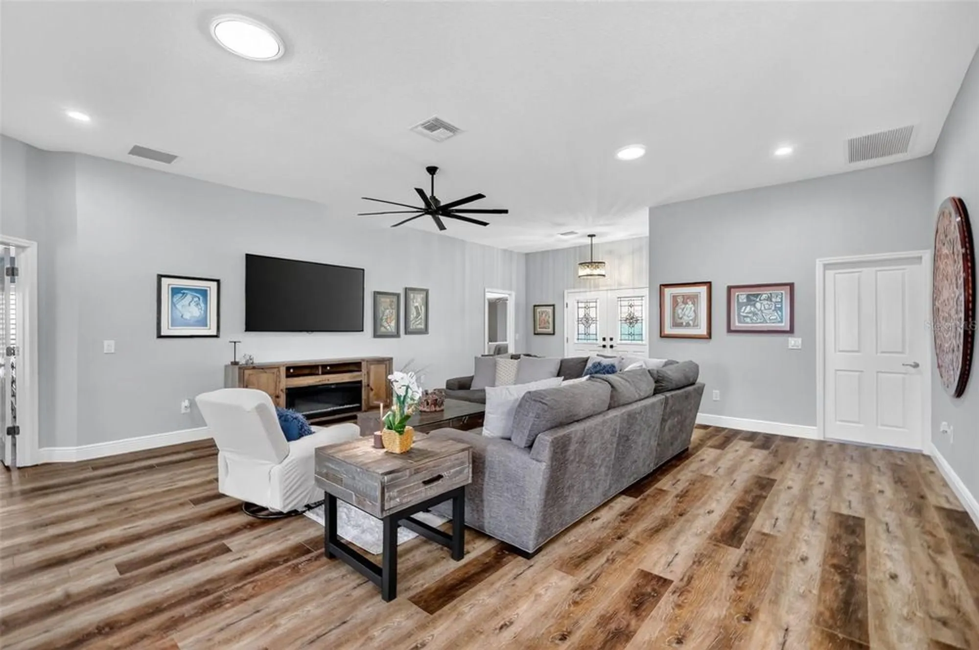 Property Slideshow image 12 of 37 | 1675 abernethy pl, The Villages, FL, 32162