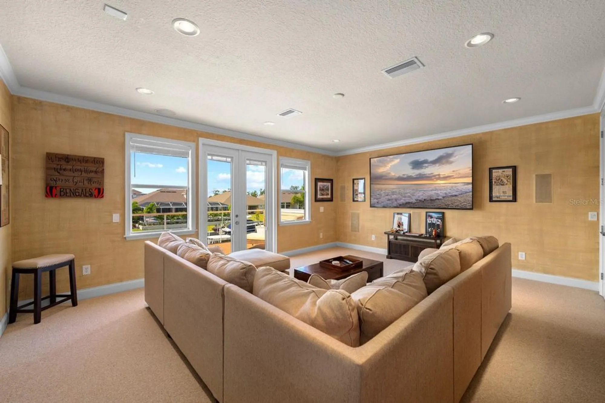 Property Slideshow image 24 of 45 | 703 islebay dr, Apollo Beach, FL, 33572