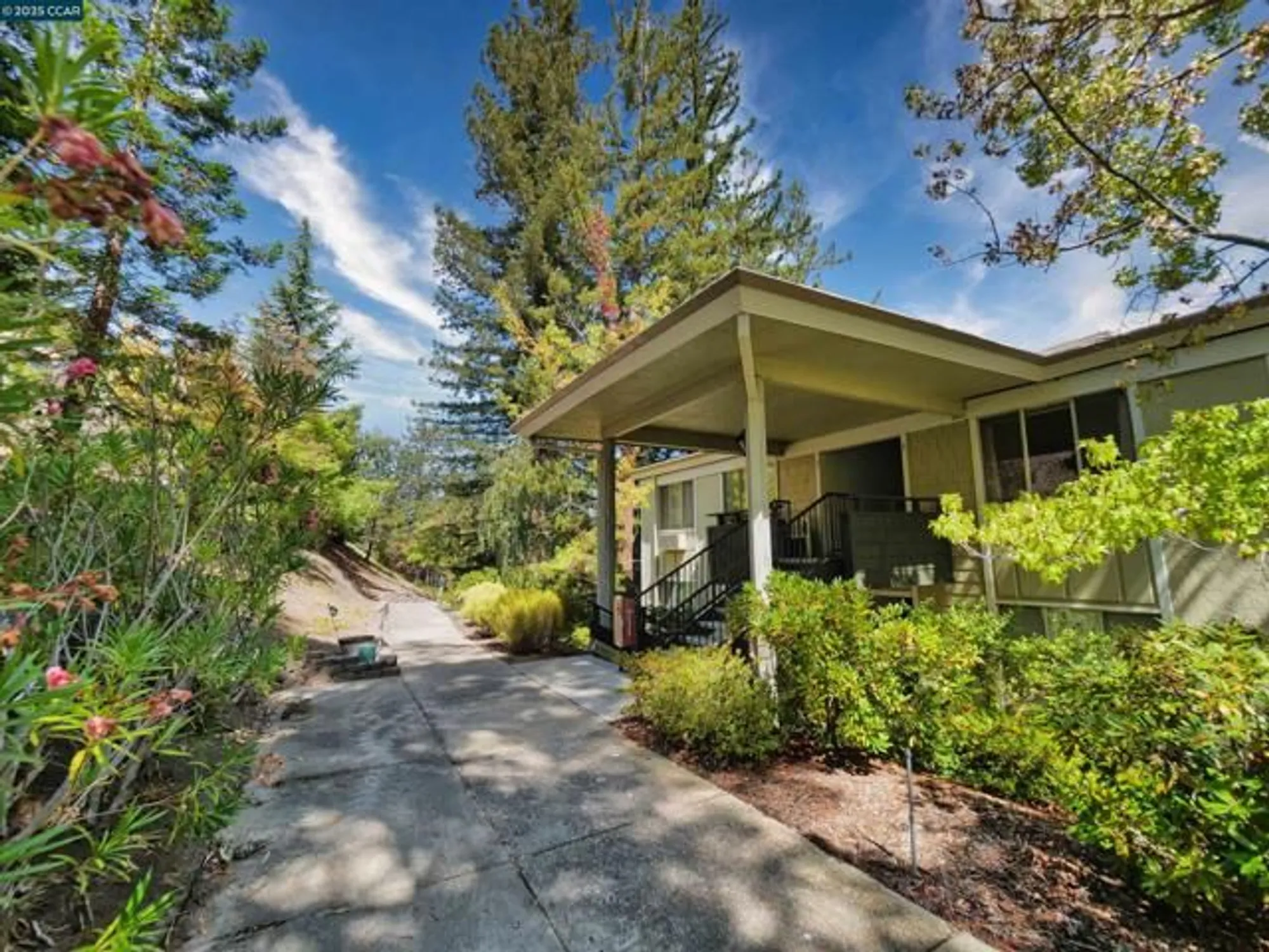 Property Slideshow image 6 of 60 | 1413 ptarmigan dr 3, Walnut Creek, CA, 94595