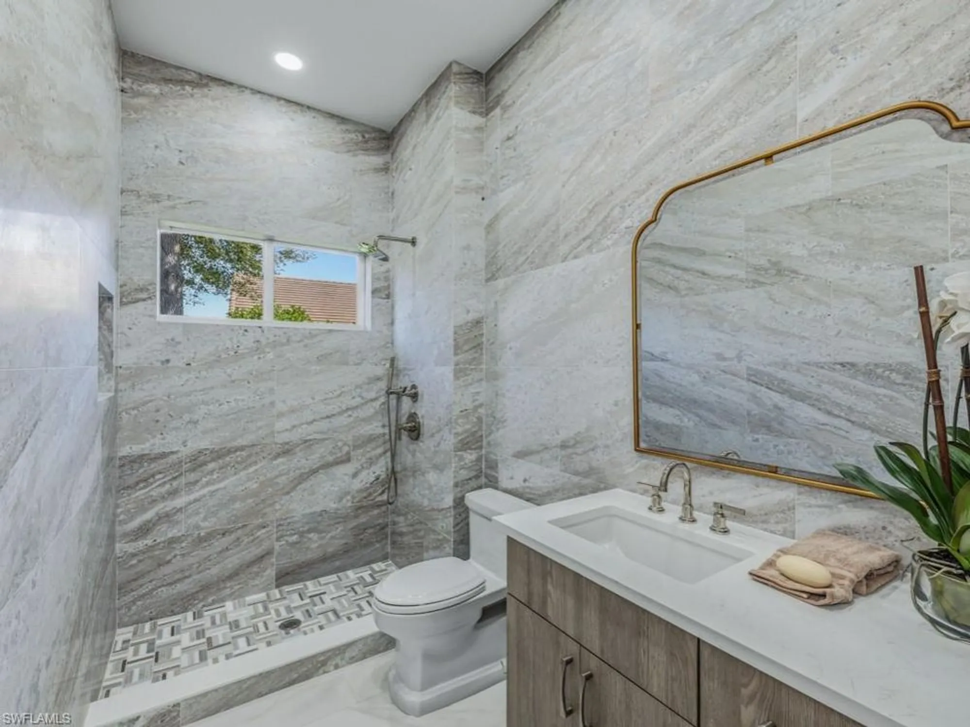 Property Slideshow image 15 of 50 | 3530 pine fern ln, Bonita Springs, FL, 34134