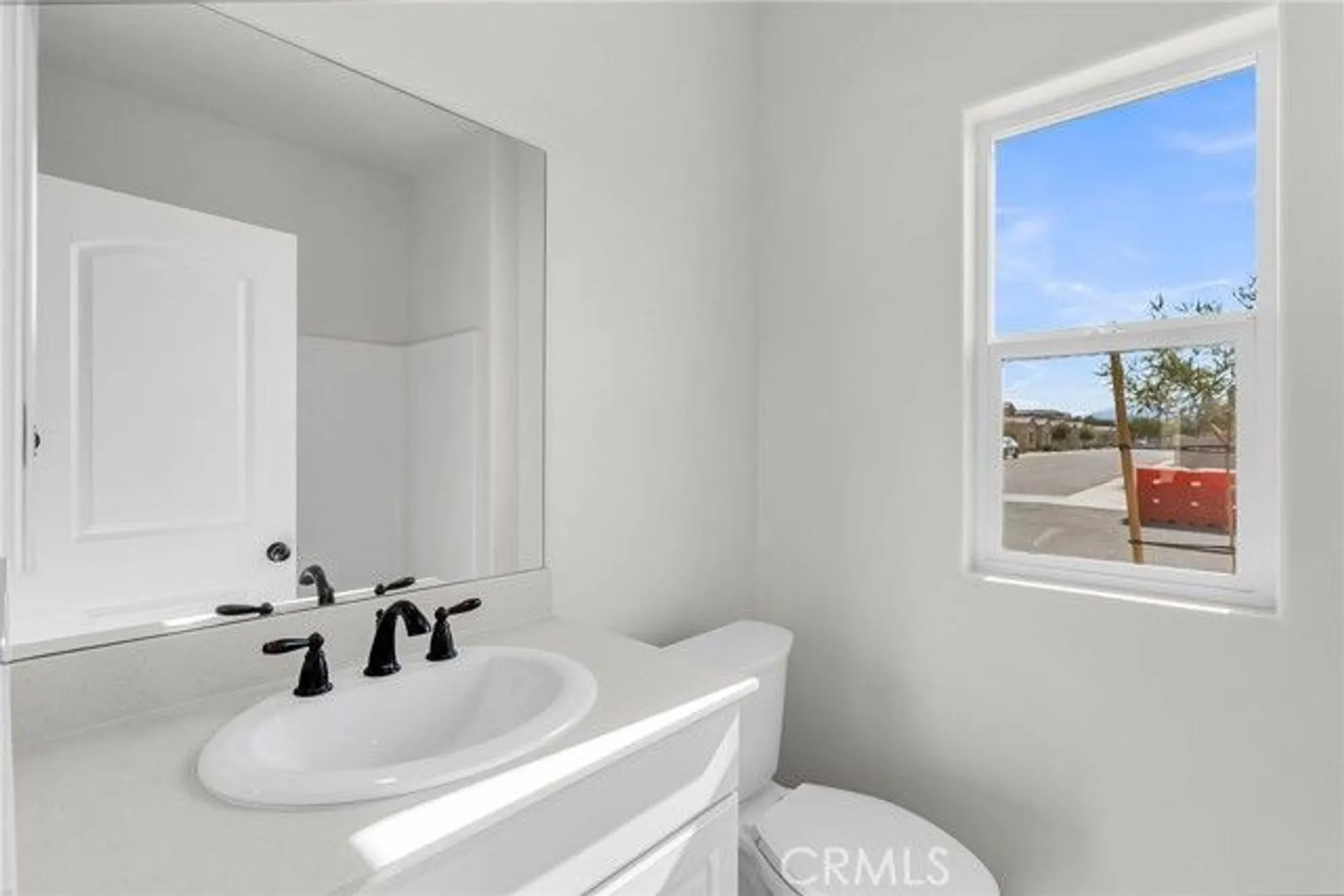 Property Slideshow image 24 of 42 | 7444 desert sky dr, Yucca Valley, CA, 92284