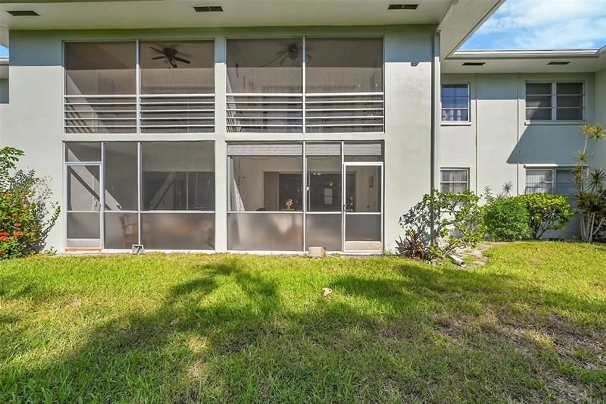 Property Slideshow image 29 of 68 | 2340 sw 22nd ave apt 303, Delray Beach, FL, 33445