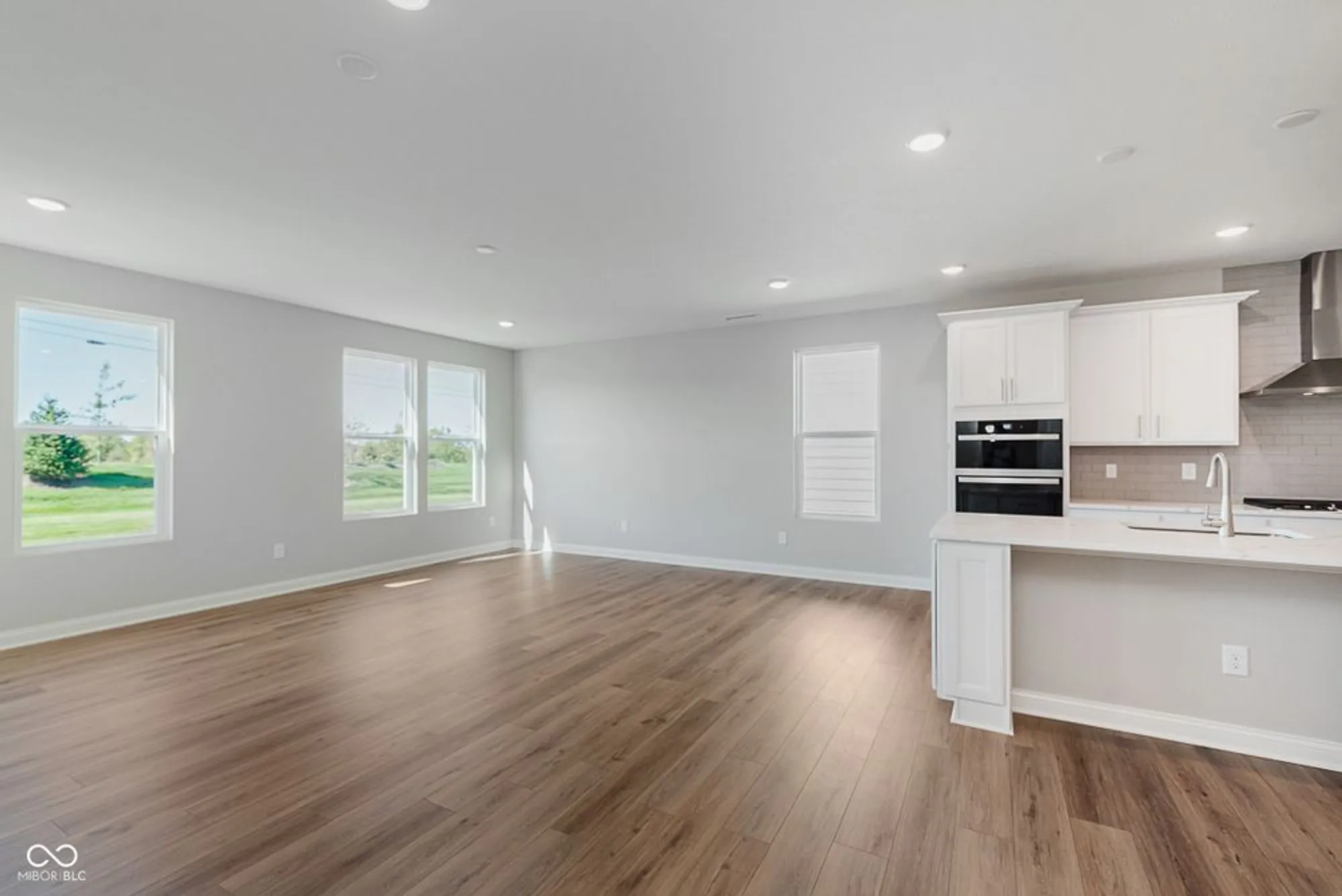 Property Slideshow image 8 of 33 | 774 daisy st, Greenwood, IN, 46143