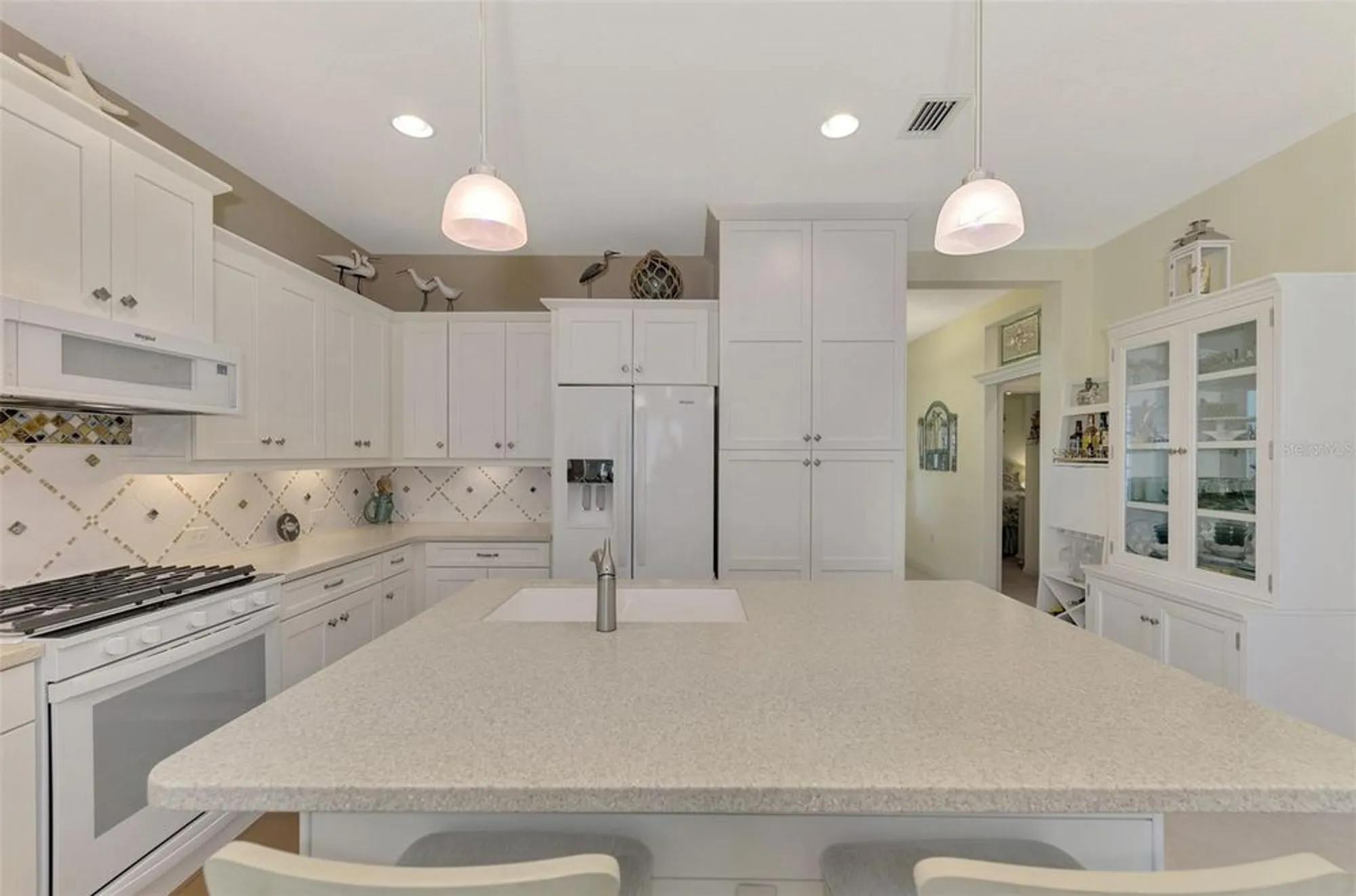 Property Slideshow image 16 of 93 | 11409 okaloosa dr, Venice, FL, 34293