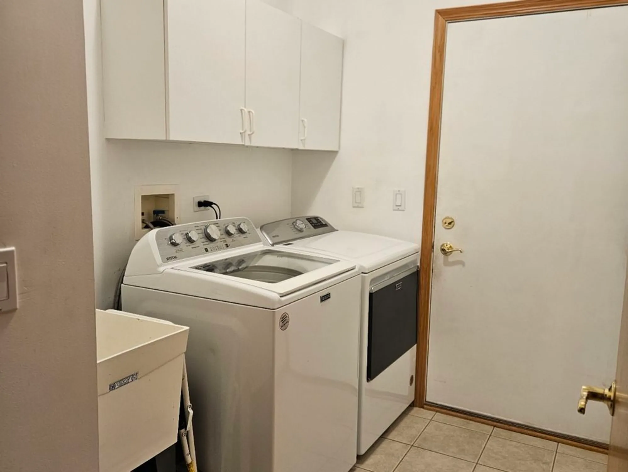 Property Slideshow image 13 of 27 | 21320 w douglas ln, Plainfield, IL, 60544