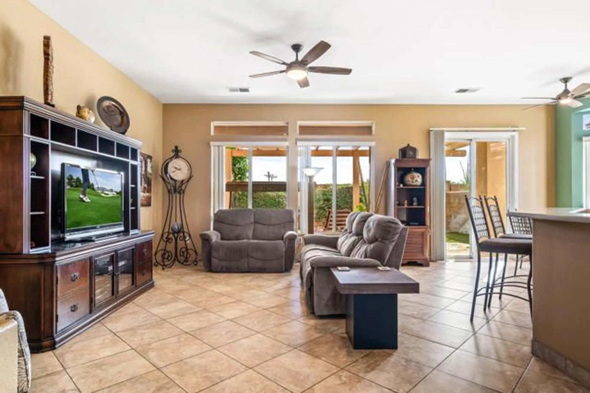 Property Slideshow image 9 of 51 | 43774 royal saint george dr, Indio, CA, 92201