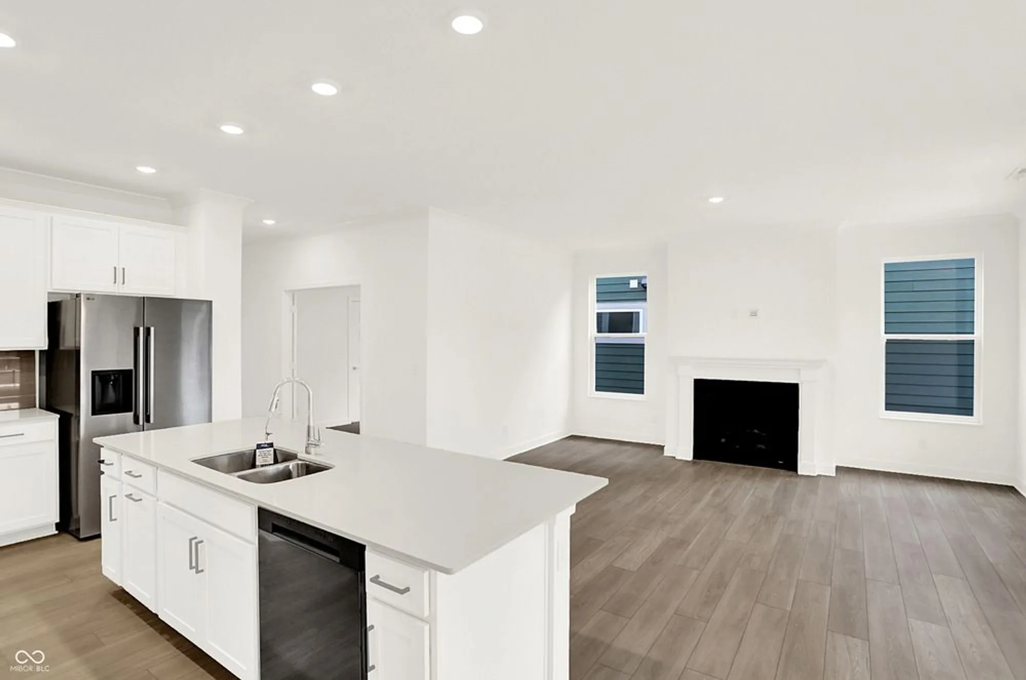 Property Slideshow image 18 of 37 | 5351 nettleton way, Avon, IN, 46123