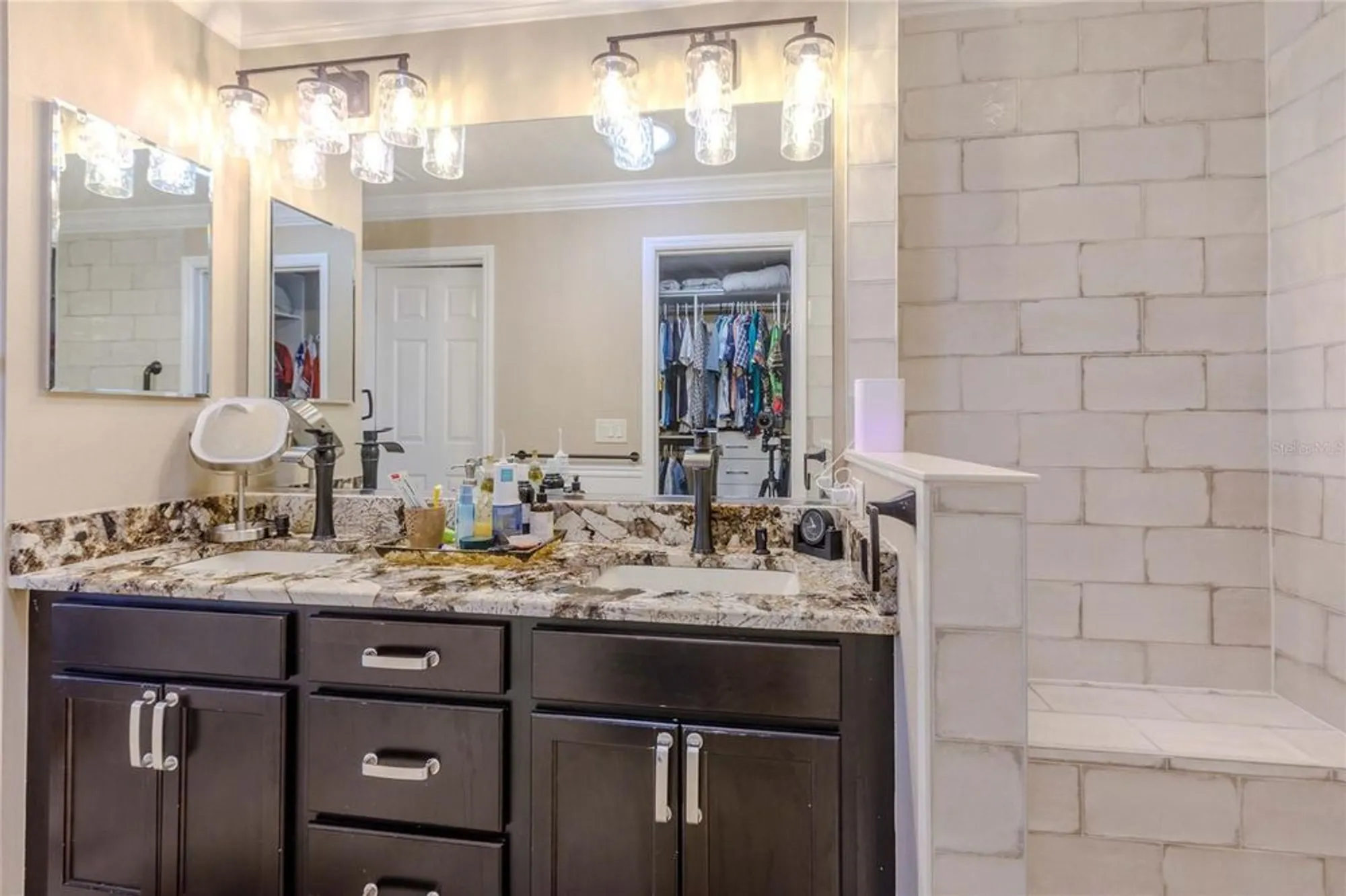 Property Slideshow image 35 of 86 | 1181 edgewater ln, The Villages, FL, 32162