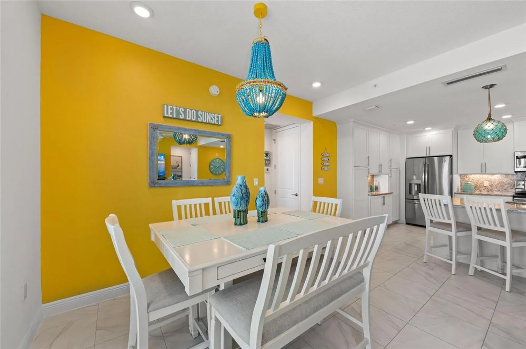 Property Slideshow image 17 of 100 | 387 aruba cir 301, Bradenton, FL, 34209