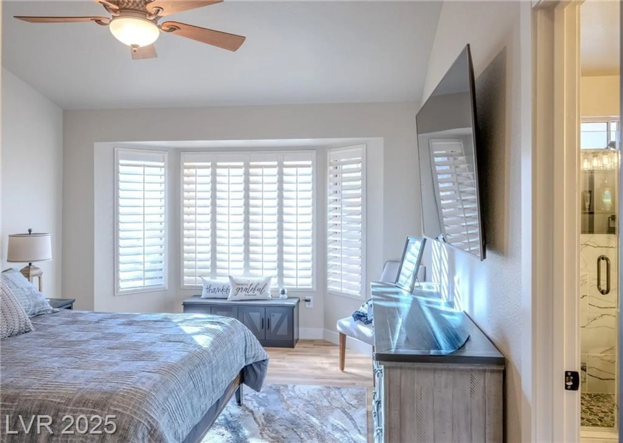 Property Slideshow image 20 of 29 | 9305 quail ridge dr, Las Vegas, NV, 89134