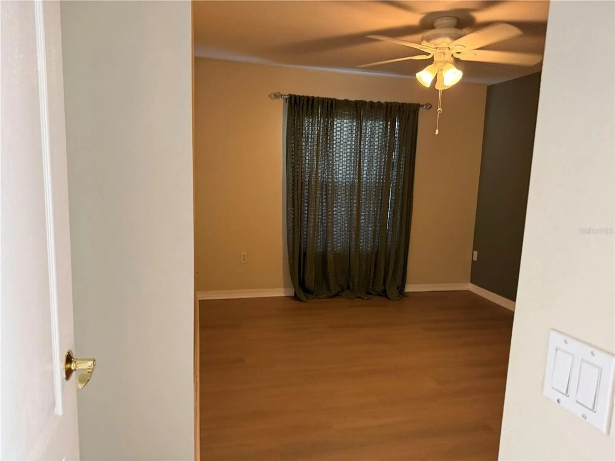 Property Slideshow image 10 of 30 | 4924 creekside trl, Sarasota, FL, 34243