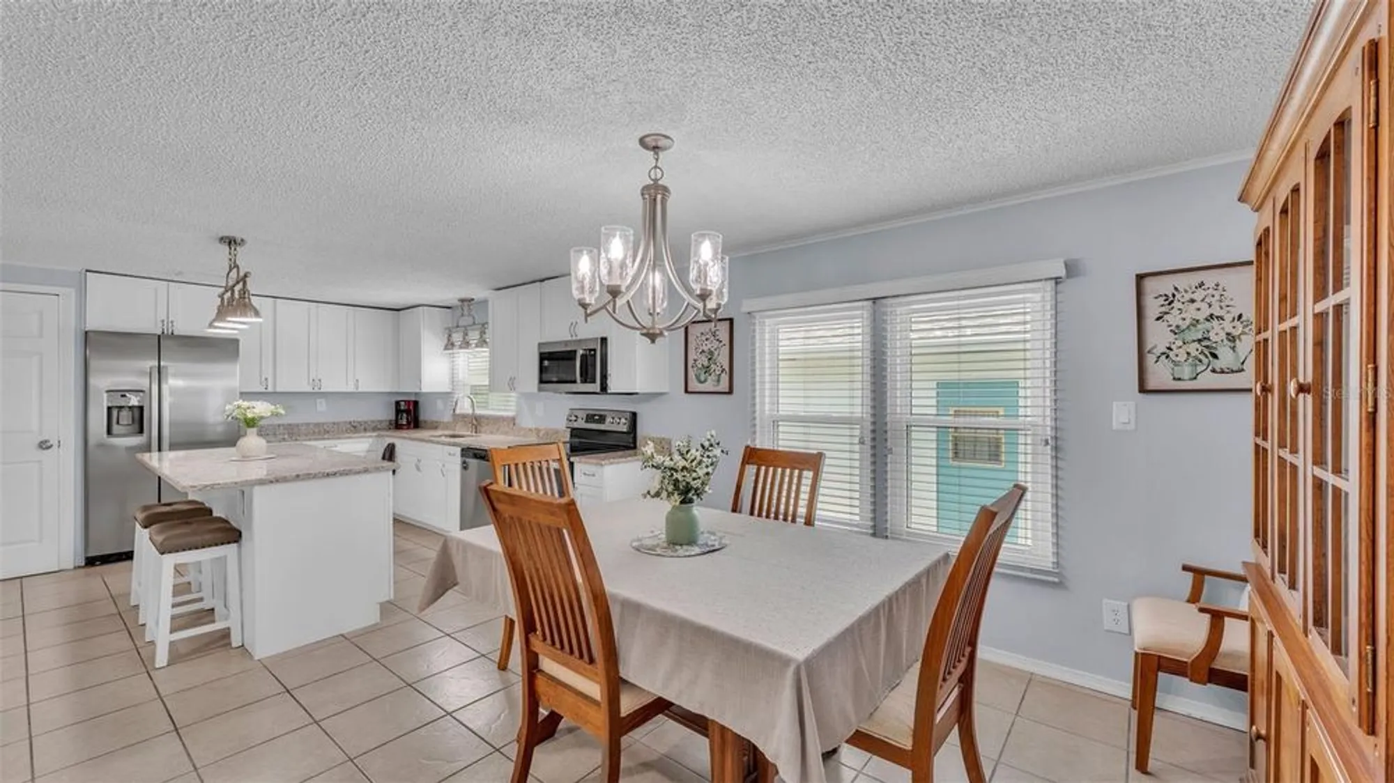 Property Slideshow image 10 of 48 | 3279 pebble bend dr, Lakeland, FL, 33810