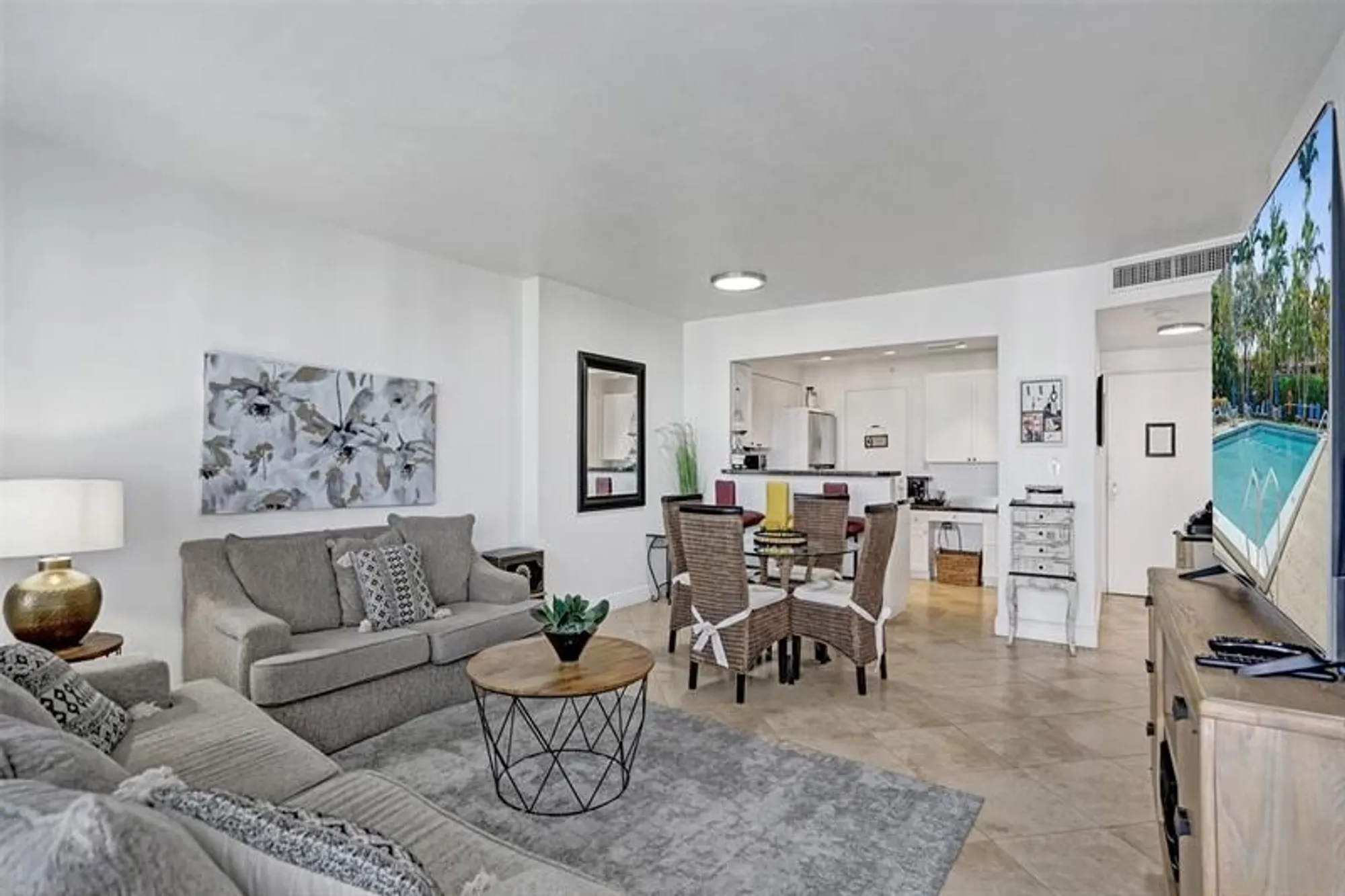 Property Slideshow image 7 of 50 | 3333 ne 34th st 1006, Fort Lauderdale, FL, 33308