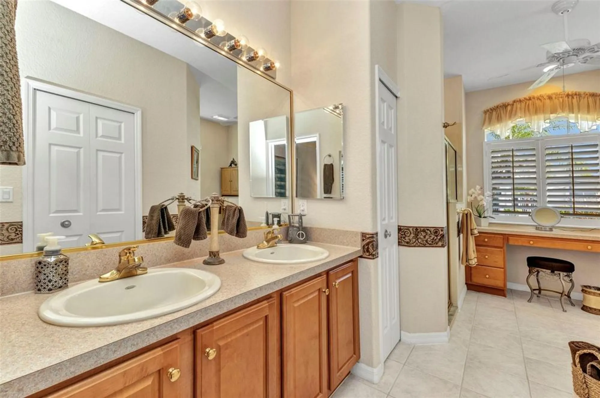 Property Slideshow image 16 of 47 | 24371 folkstone ave, Punta Gorda, FL, 33980