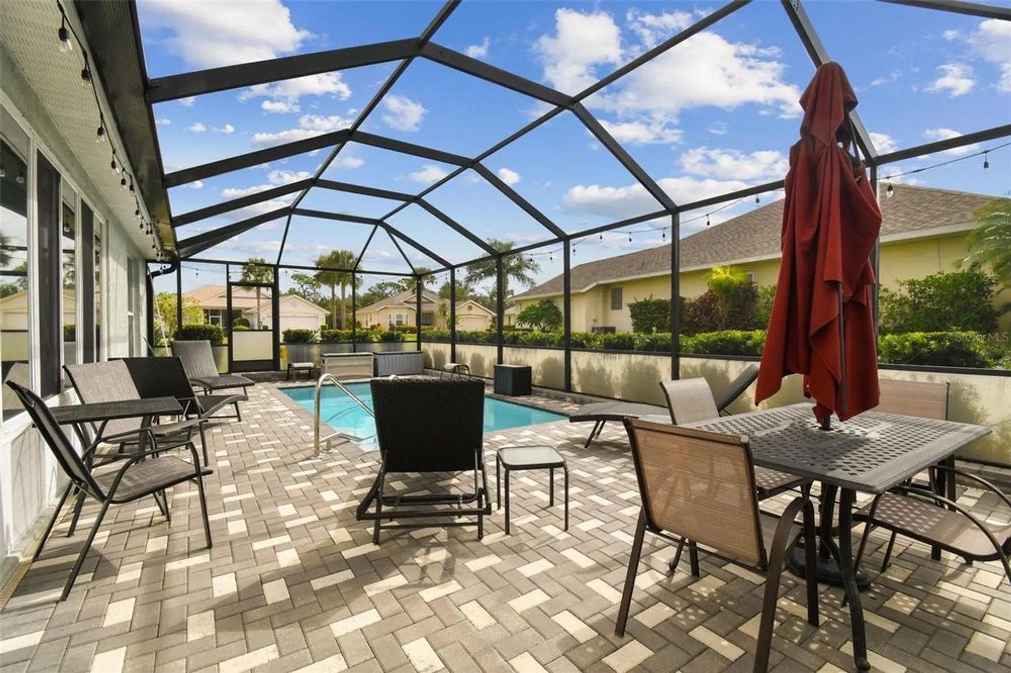 Property Slideshow image 11 of 72 | 1119 villeroy dr, Sun City Center, FL, 33573