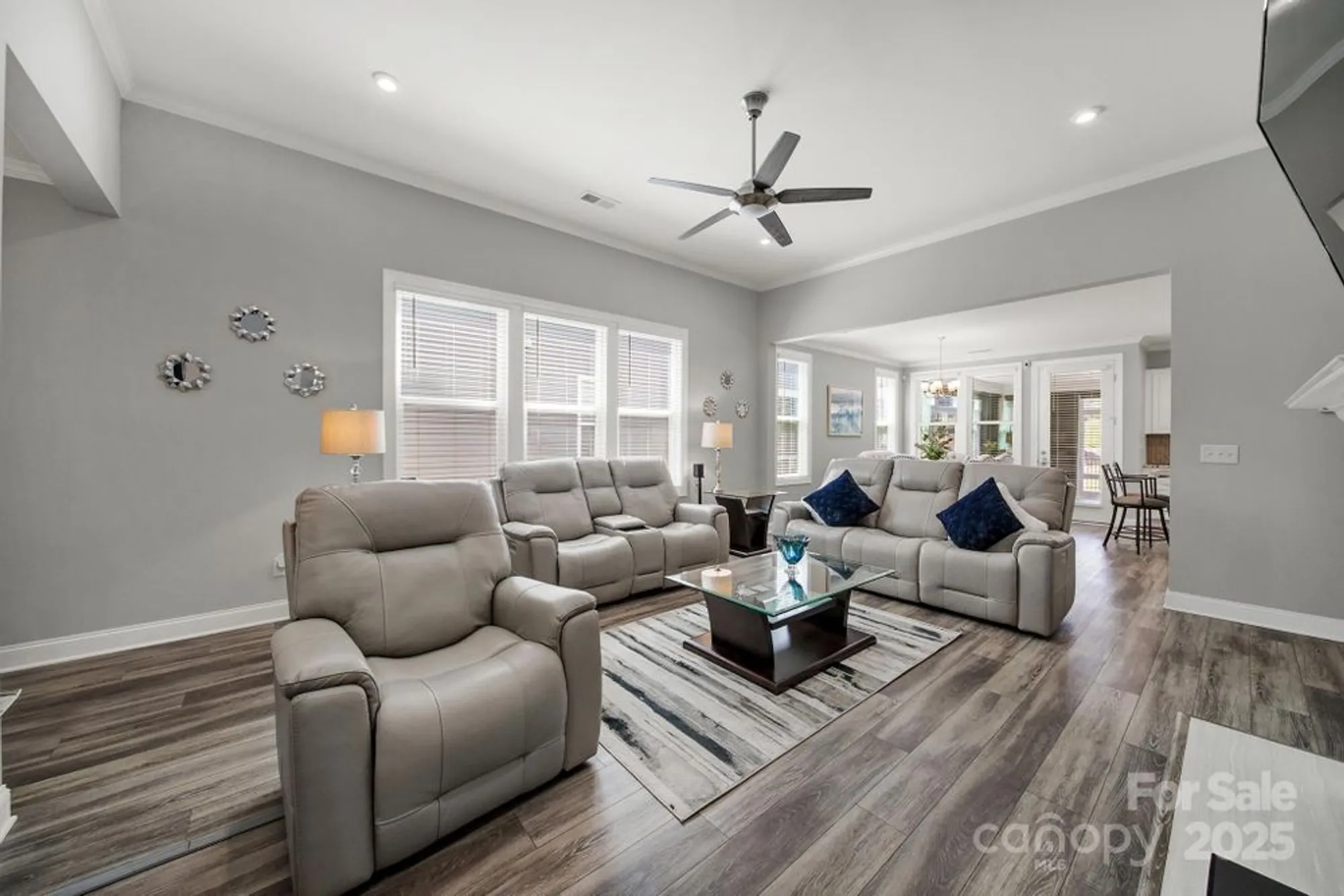 Property Slideshow image 4 of 48 | 10313 superb ln, Charlotte, NC, 28215